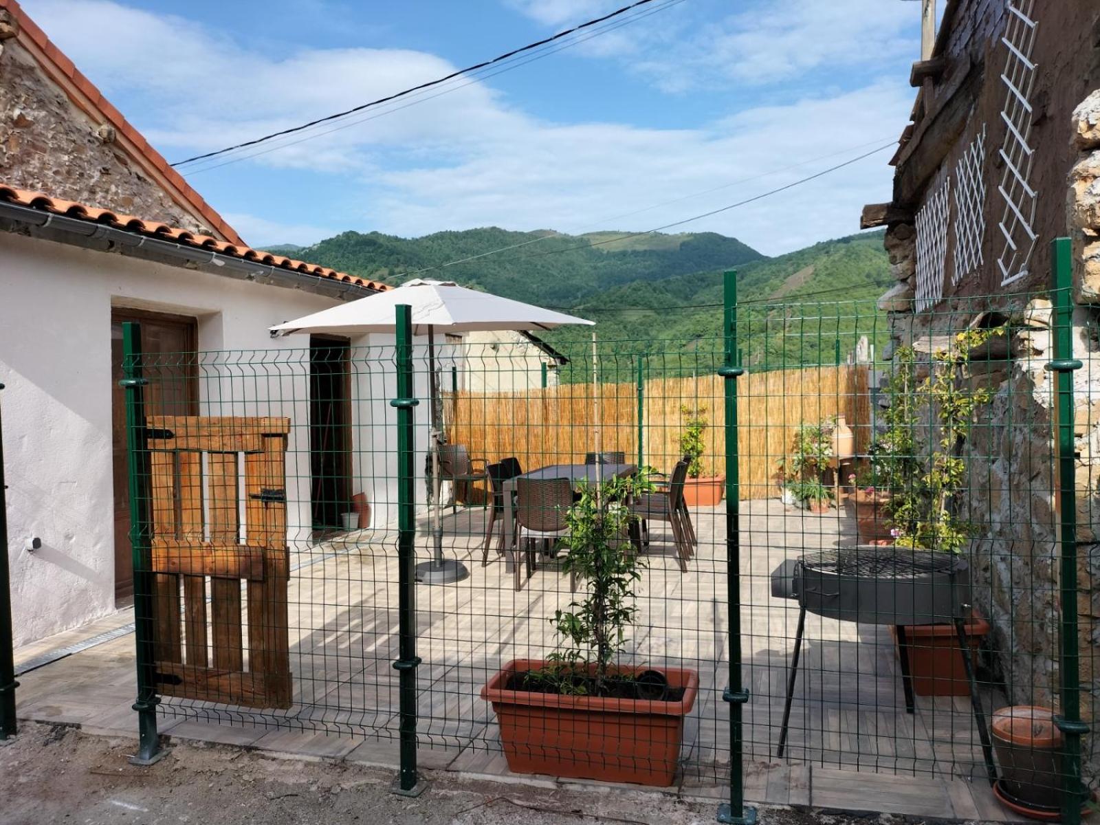 CASA SANTIBAÑEZ DE LA FUENTE
