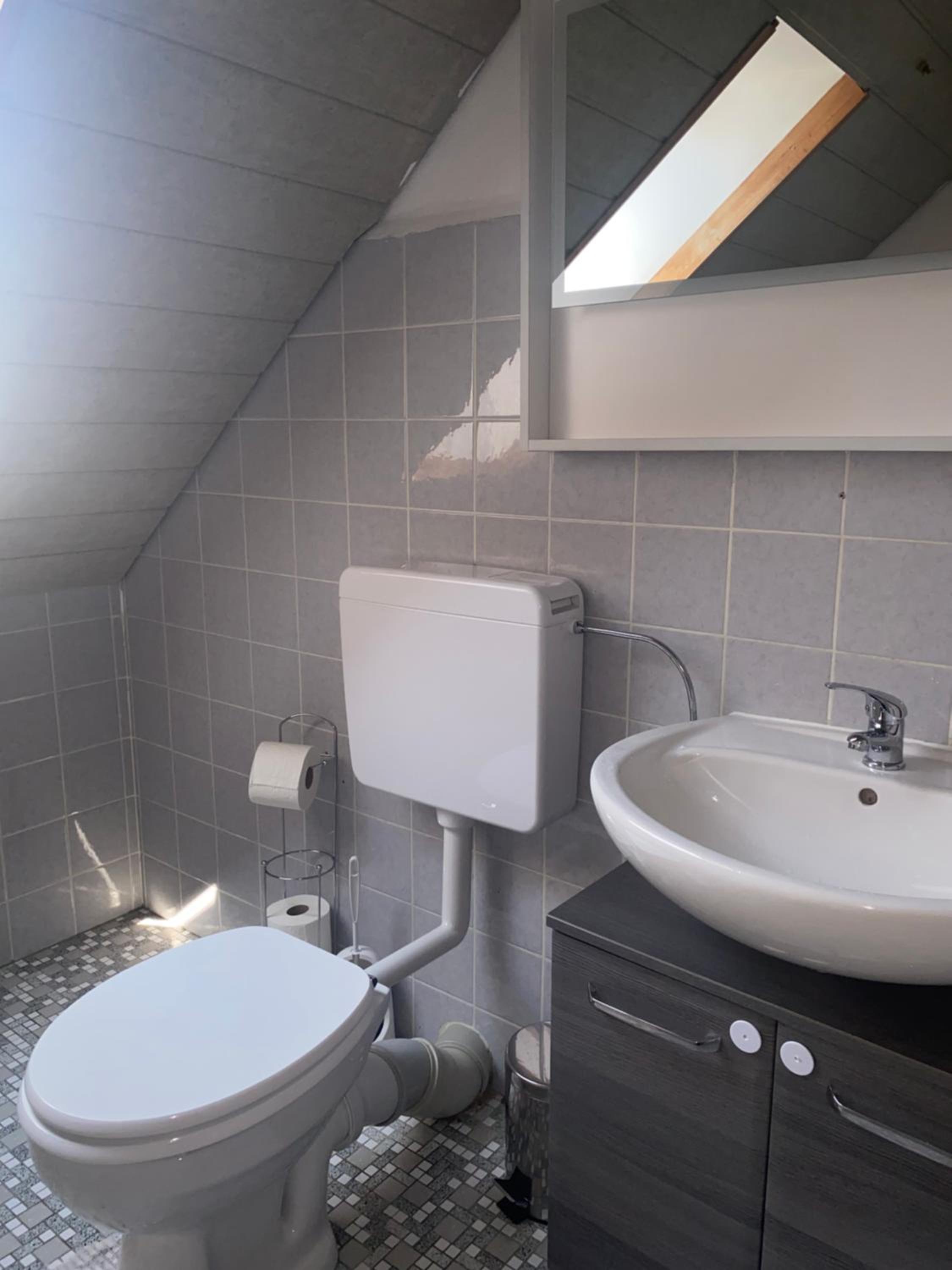 2- Zimmer Wohnung - Property Image 3