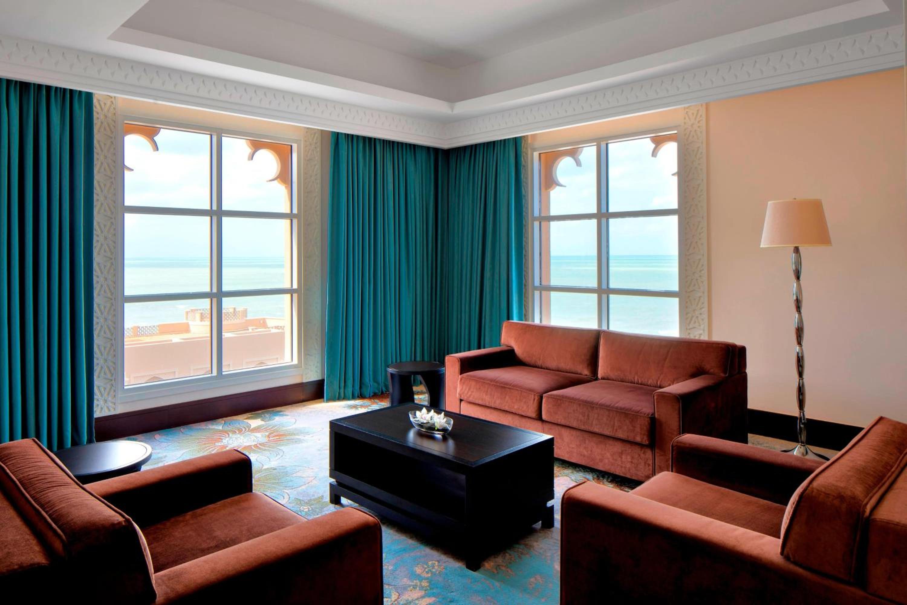 Sheraton Sharjah Beach Resort and Spa — photo 18