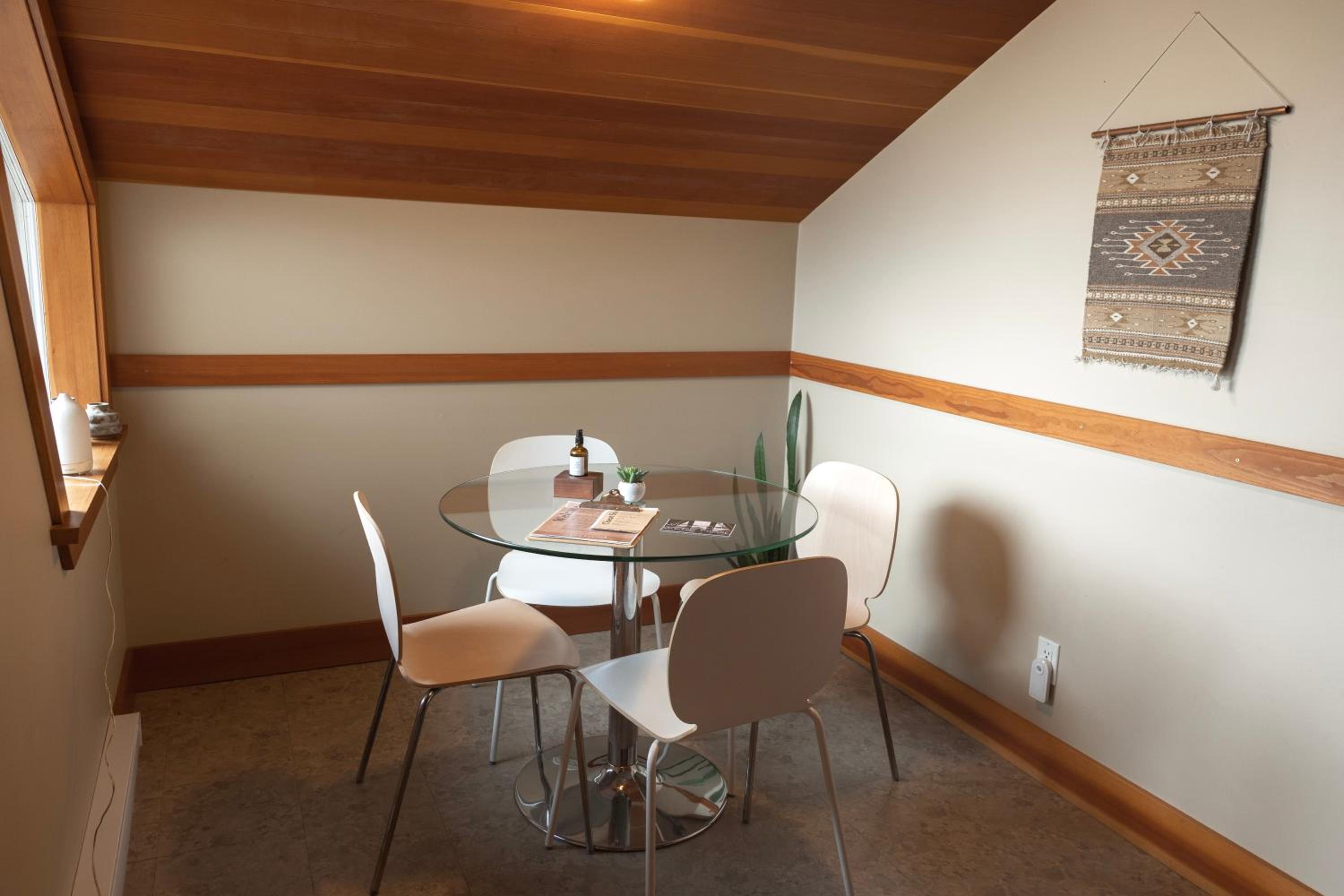 Tofino Vacations - The Shoreline Tofino - Property Image 88