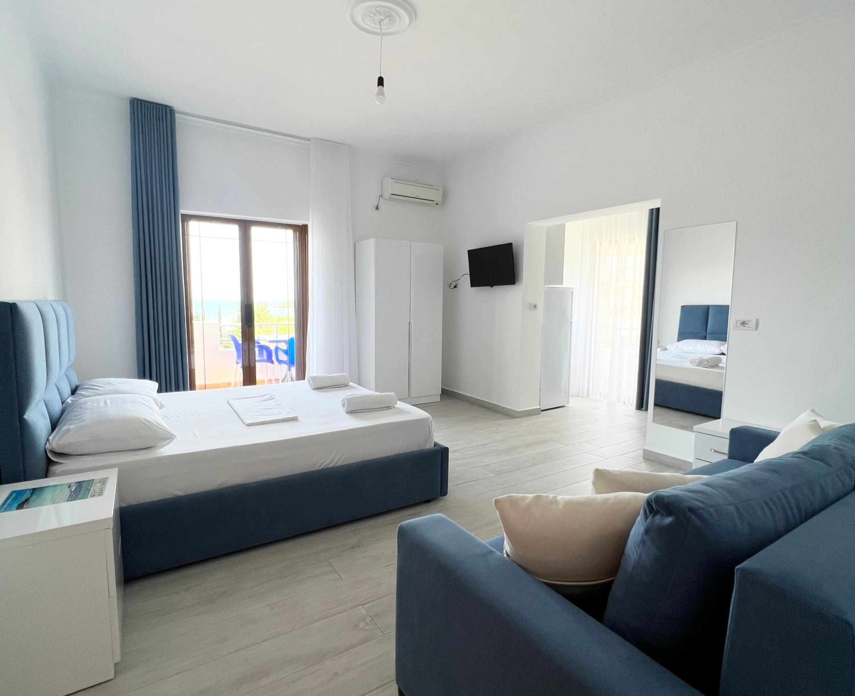 Dine Hotel