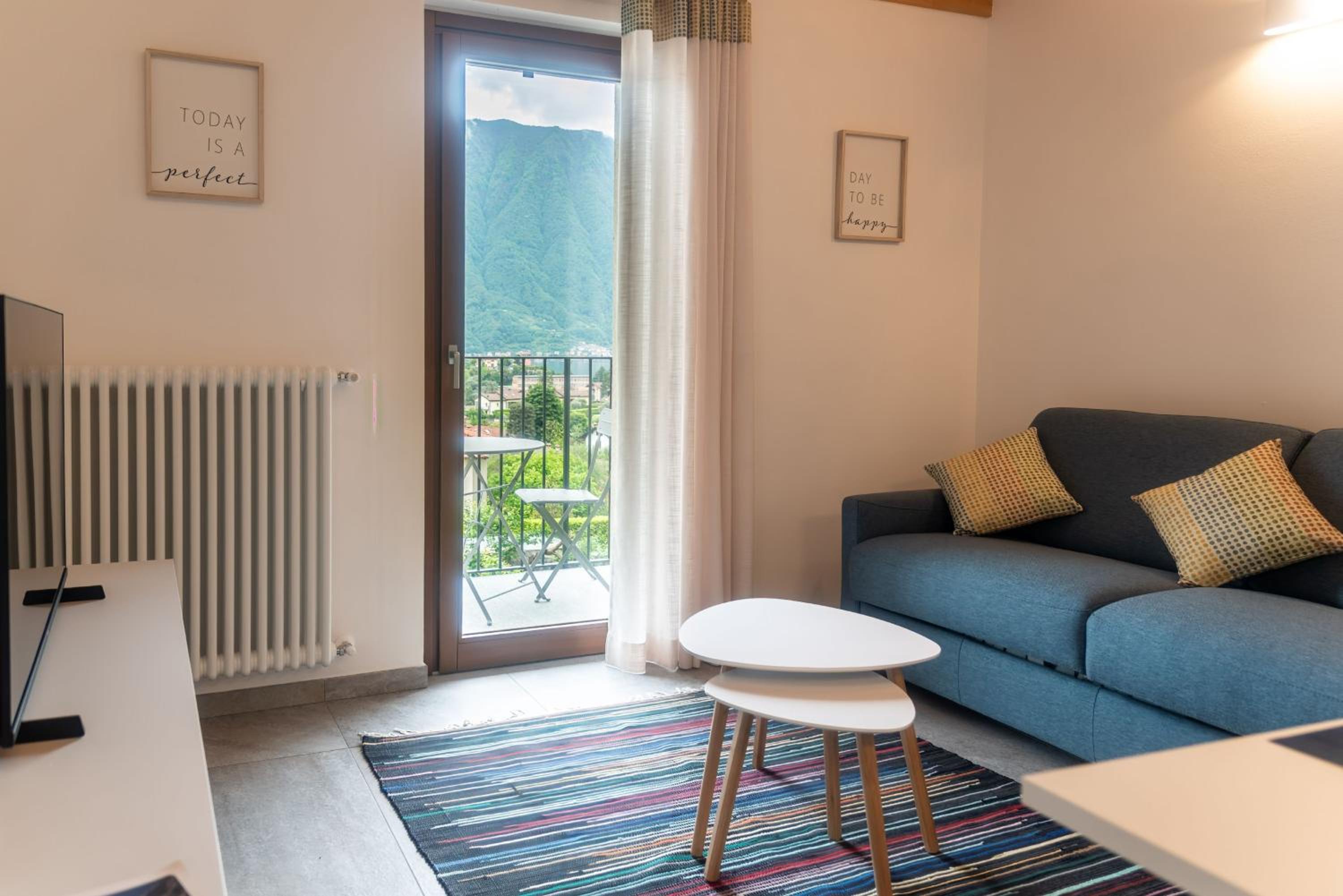 Corte Masnate "Blu" - Lenno by LoveComo view 4