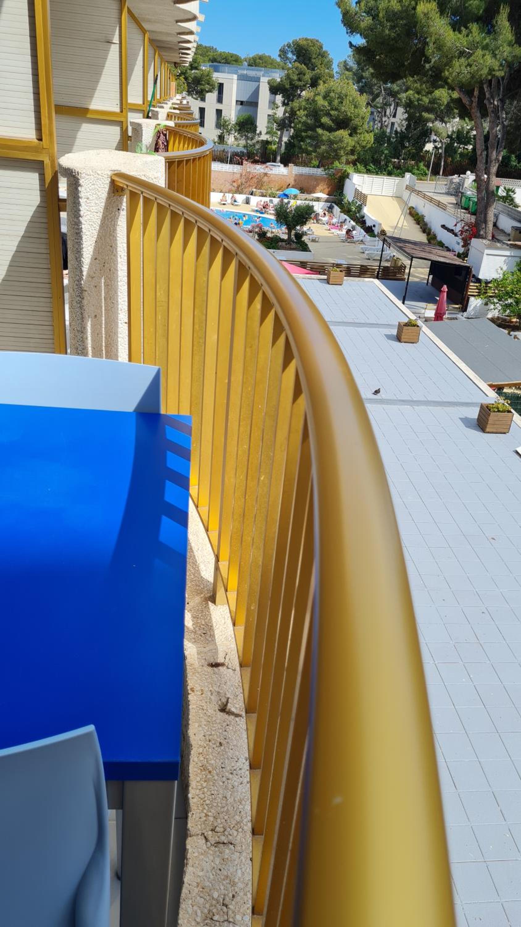 Apartamento con piscina Inter 2