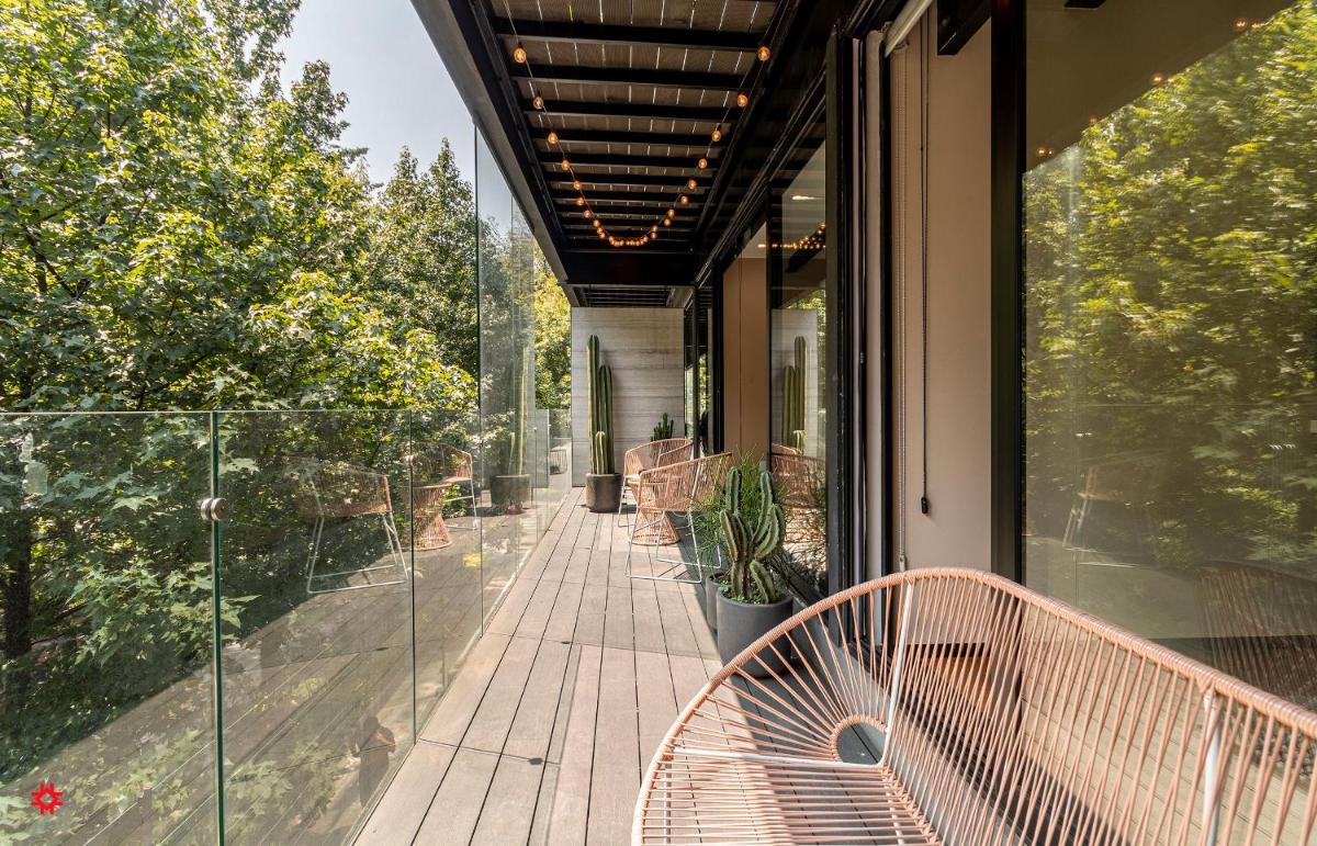 Villa Horacio by Kukun view 2