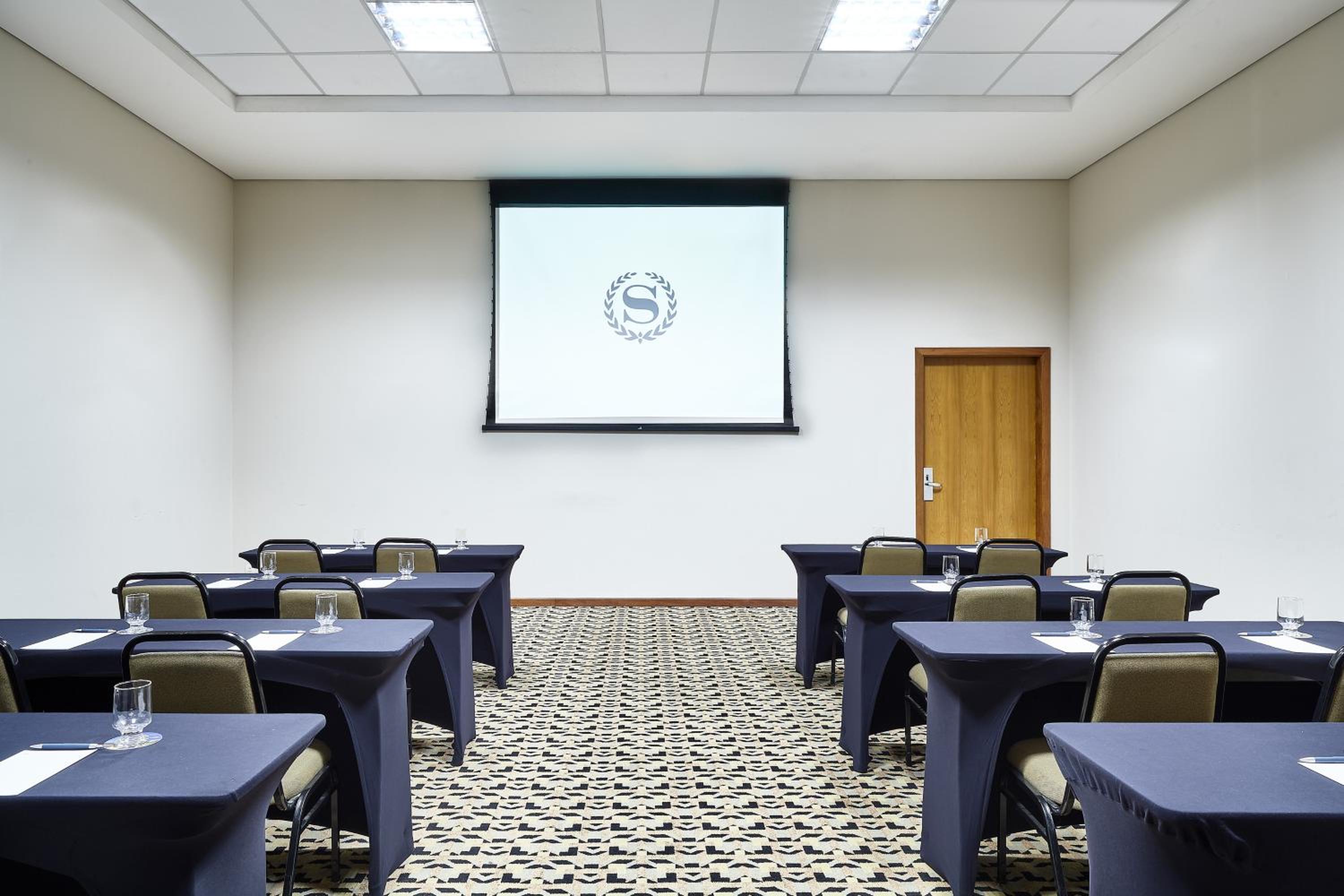 Vitoria Vacations - Sheraton Vitoria - Property Image 4