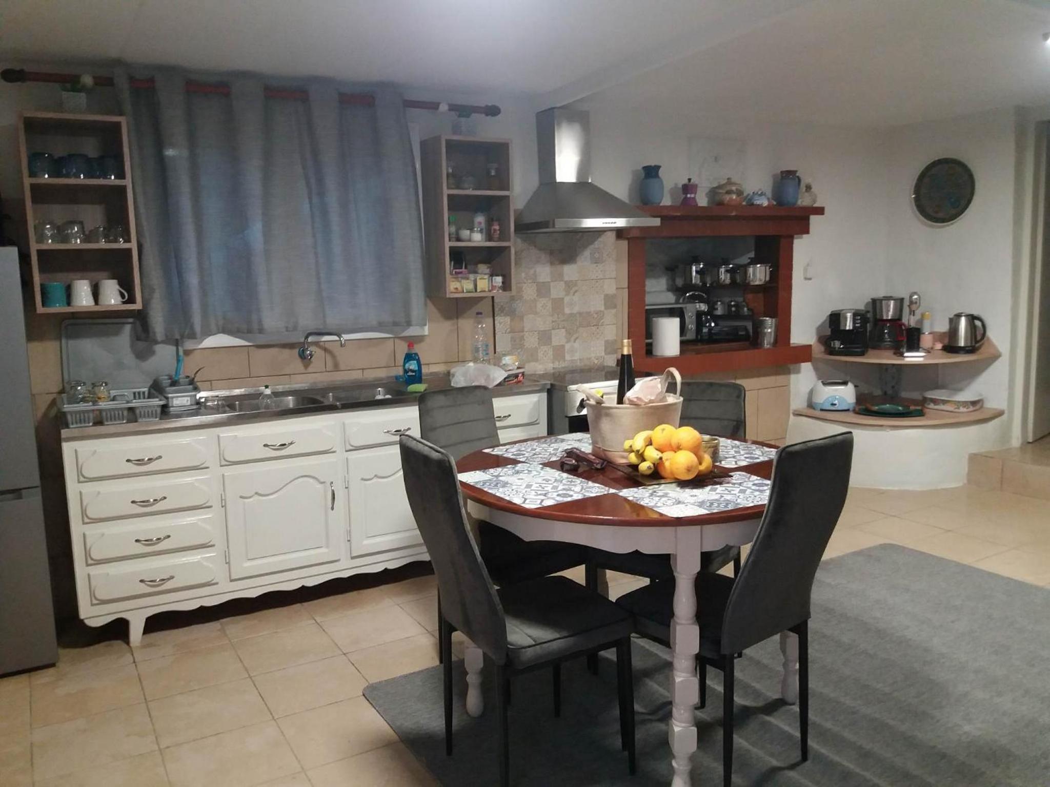 Kareshome-Privacy-view photo 5