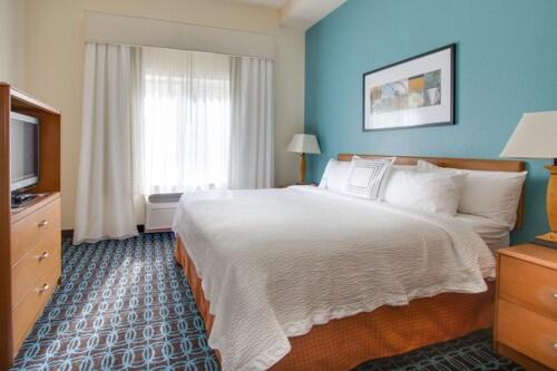 Orlando Vacations - Fairfield Inn  Suites by Marriott Clermont - Property Image 2