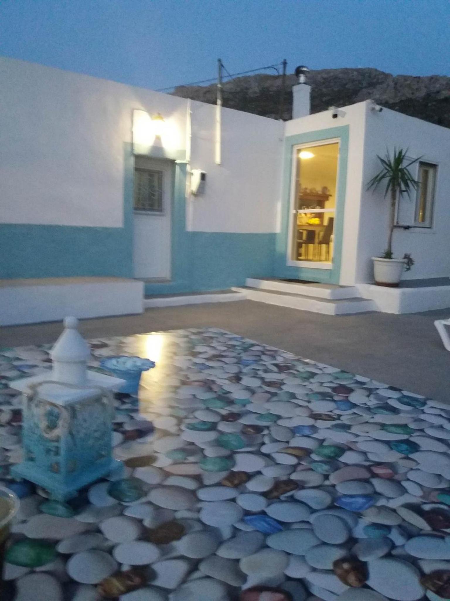 Kareshome-Privacy-view photo 2