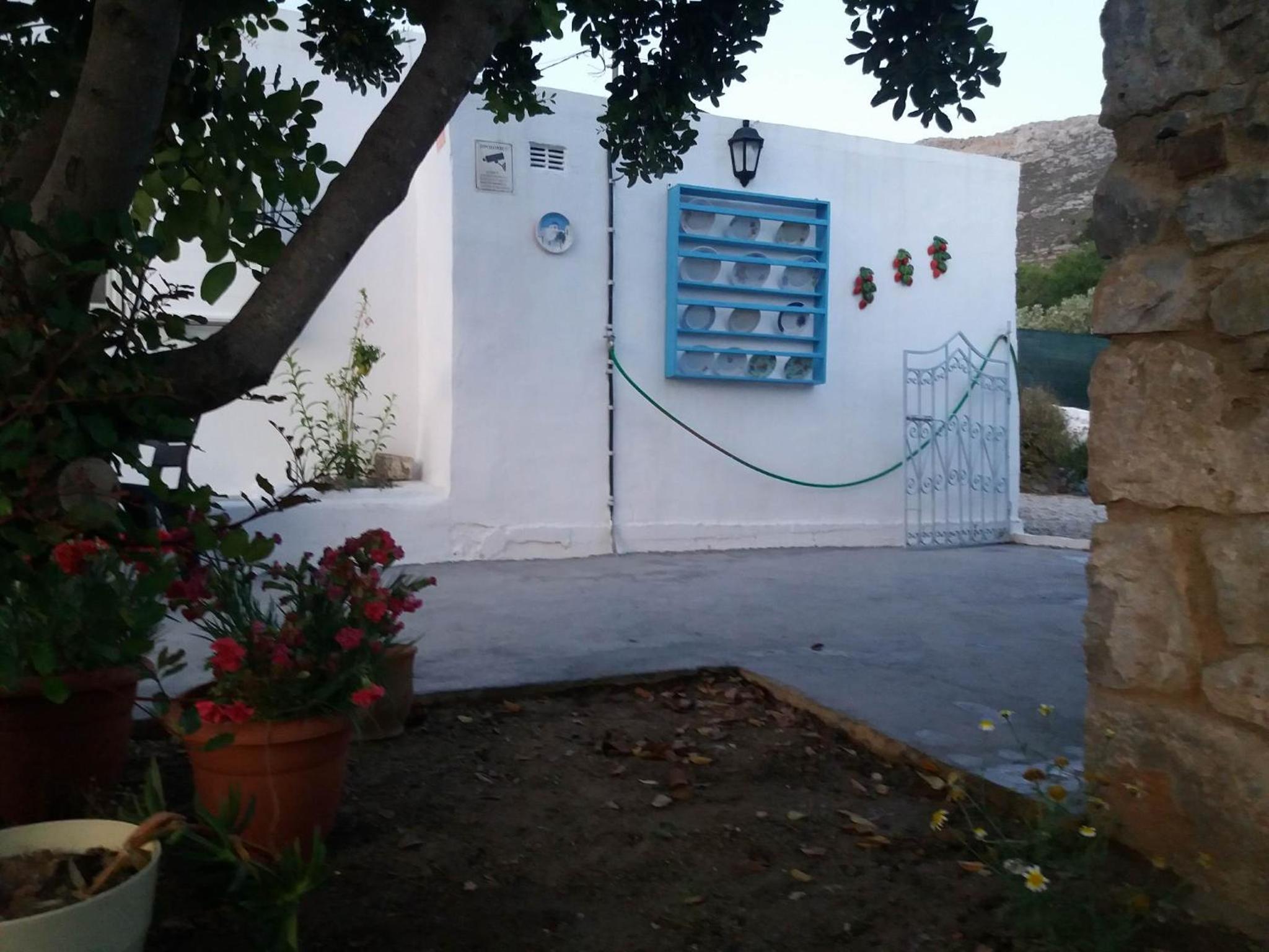 Hotel Kareshome-Privacy-view - Image 1