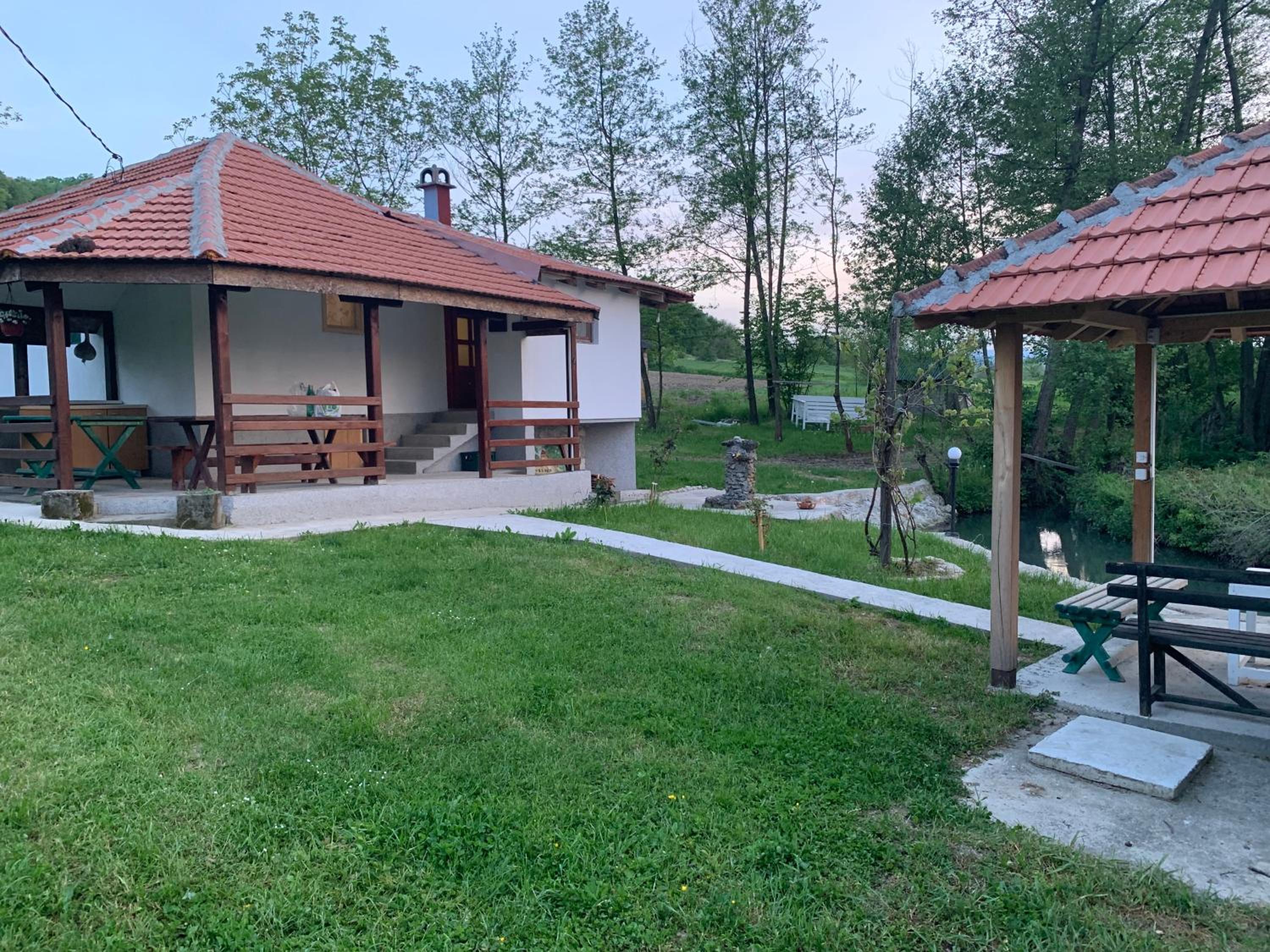 Vikendica Banja