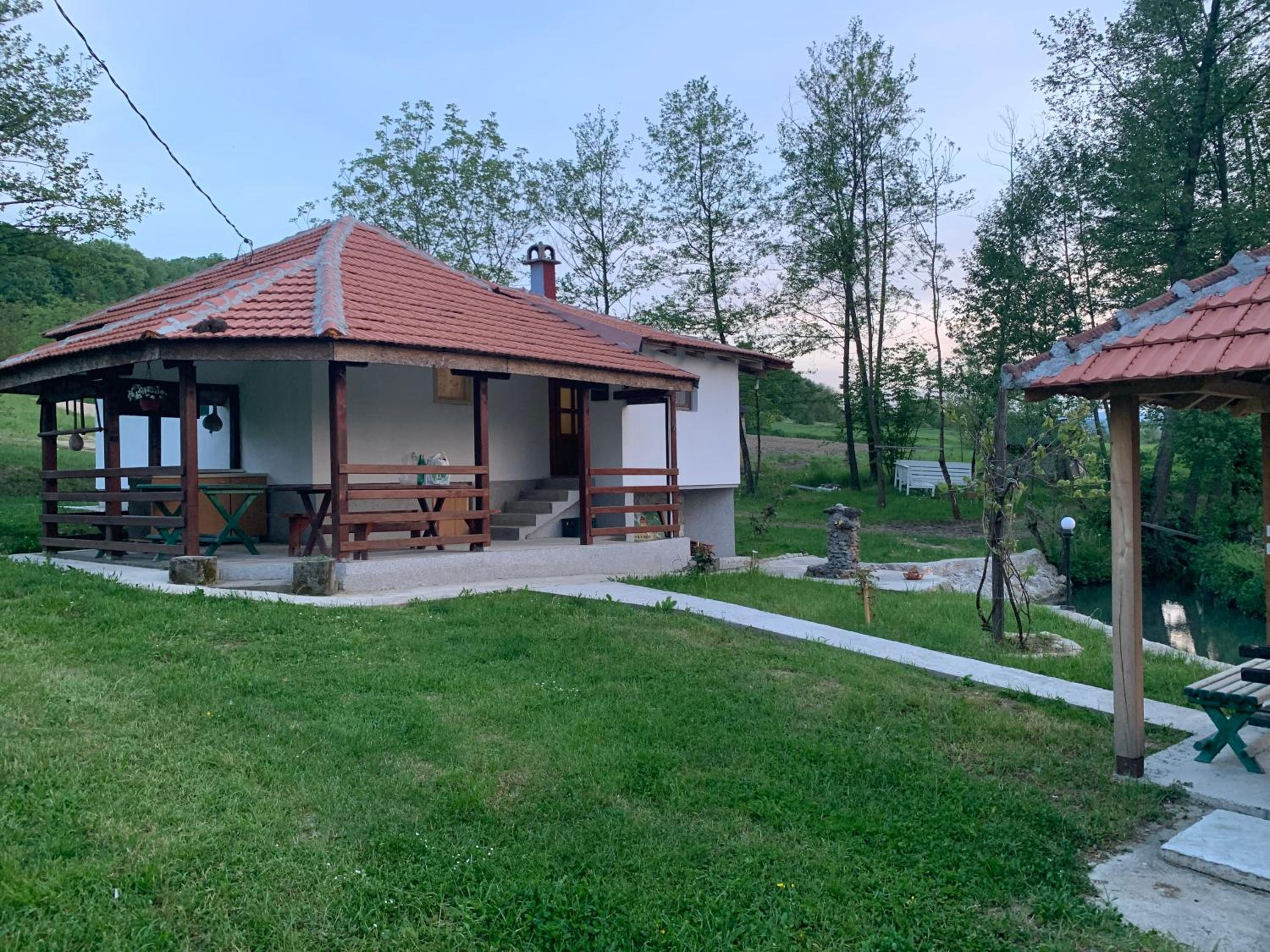 Vikendica Banja