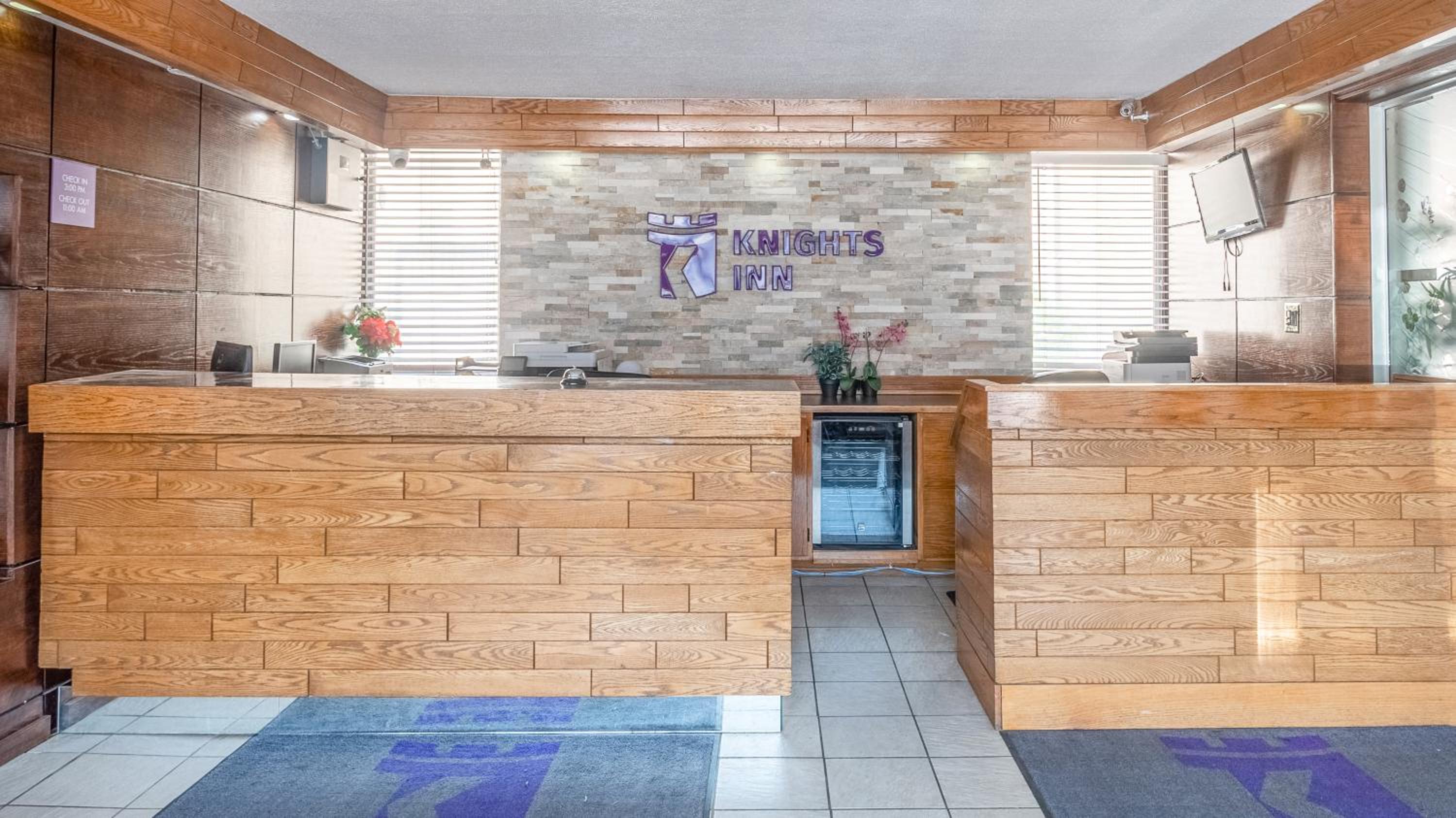 North Bay Vacations - Knights Inn North Bay - Property Image 41