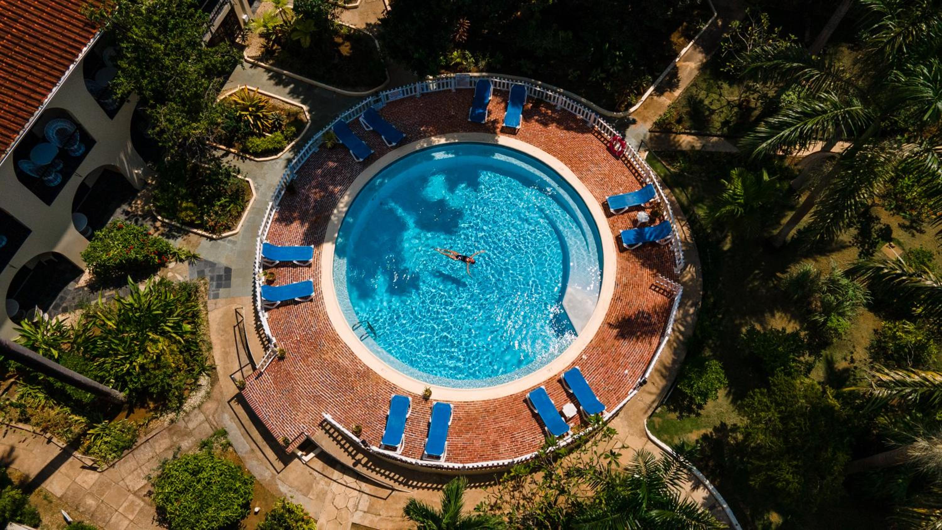 Charela Inn Hotel 61