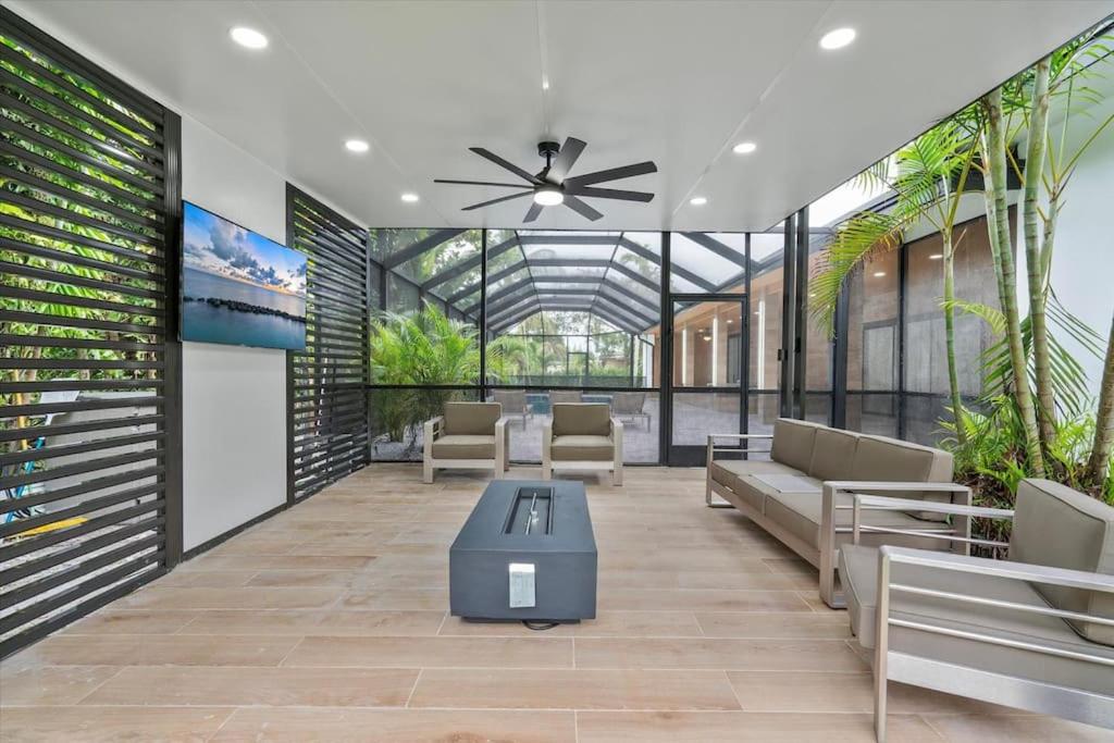 VillaKoBo Heated Pool Spa Bar Tennis Golf