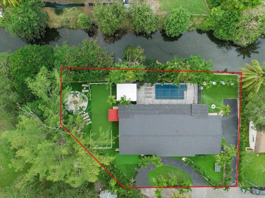 VillaKoBo Heated Pool Spa Bar Tennis Golf