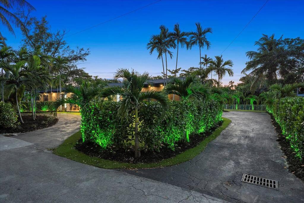 VillaKoBo Heated Pool Spa Bar Tennis Golf
