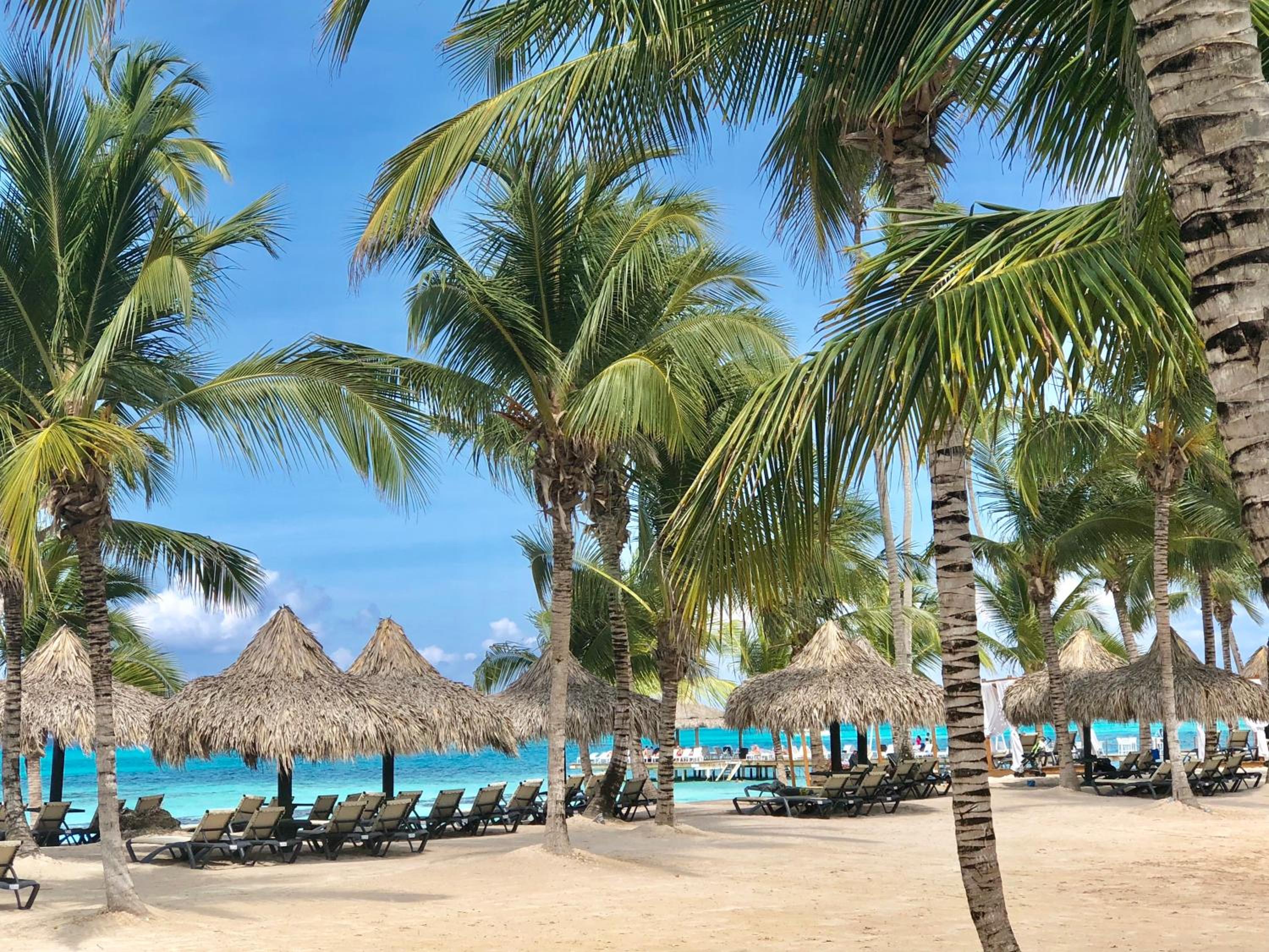 3 BR Beachfront Apt @CadaquesCaribe Bayahibe Dominicus