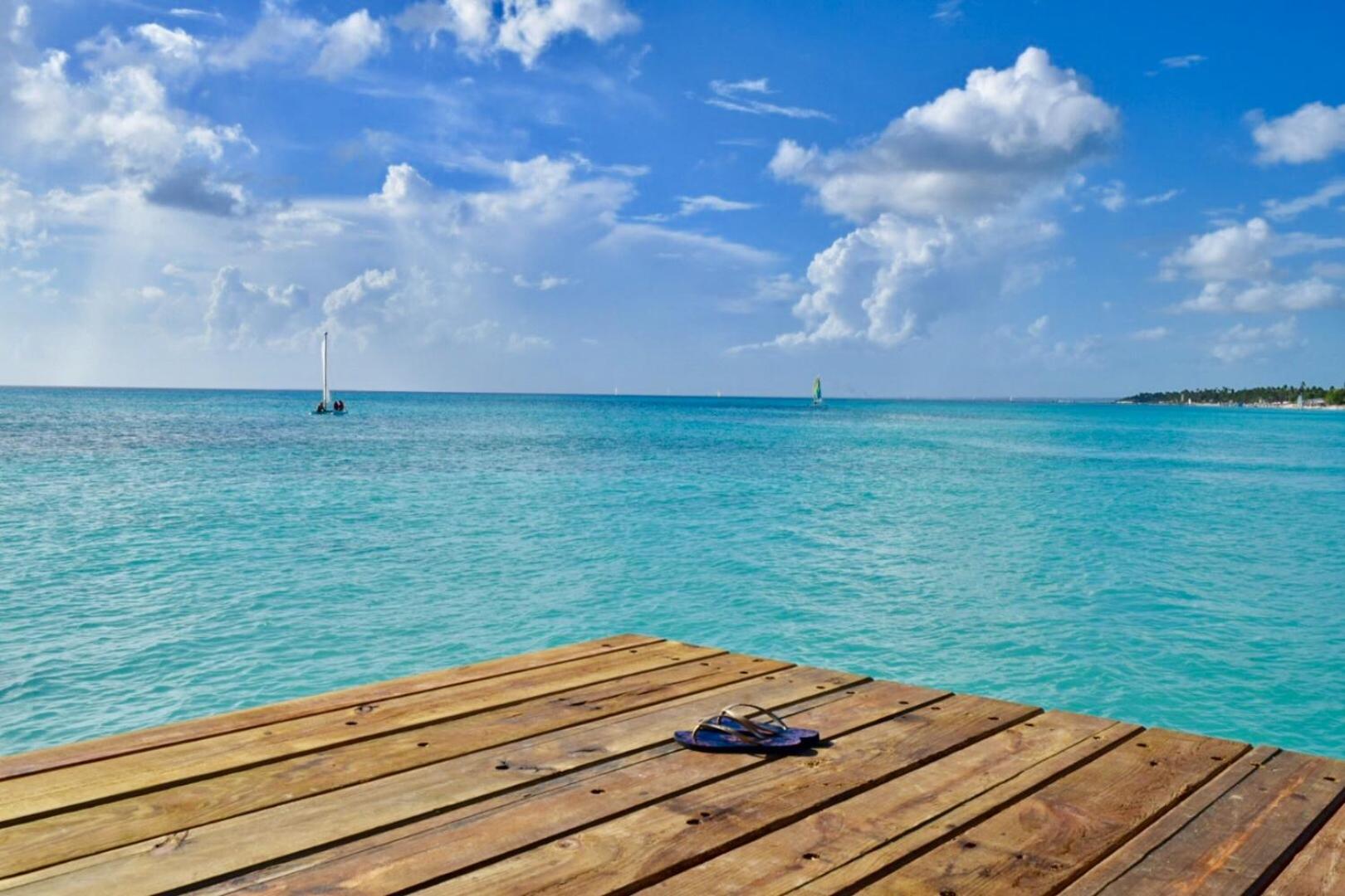 3 BR Beachfront Apt @CadaquesCaribe Bayahibe Dominicus