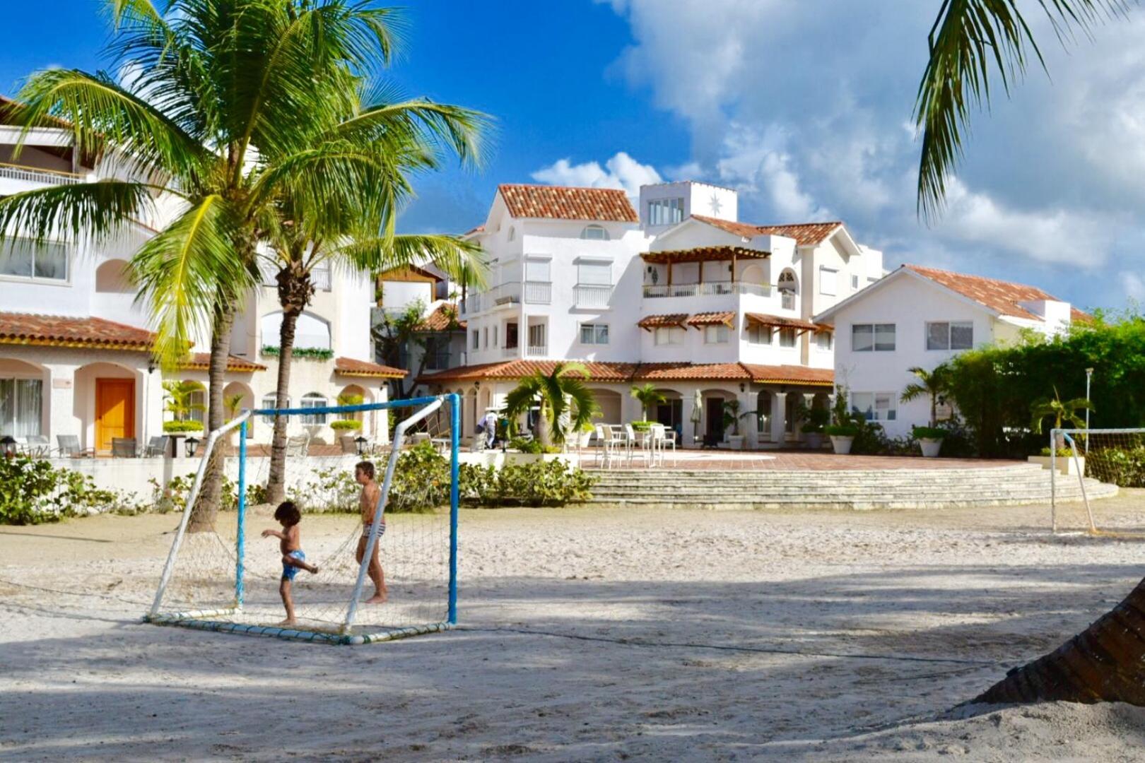 3 BR Beachfront Apt @CadaquesCaribe Bayahibe Dominicus