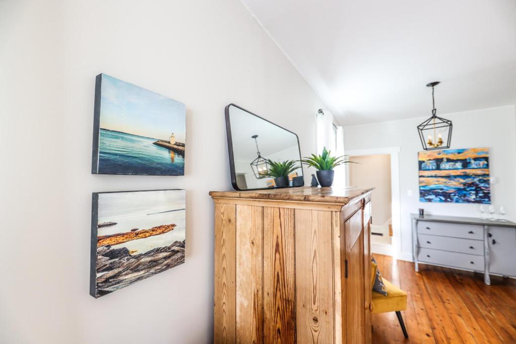 The Kitch'inn - Boutique Inn and Wine Bar