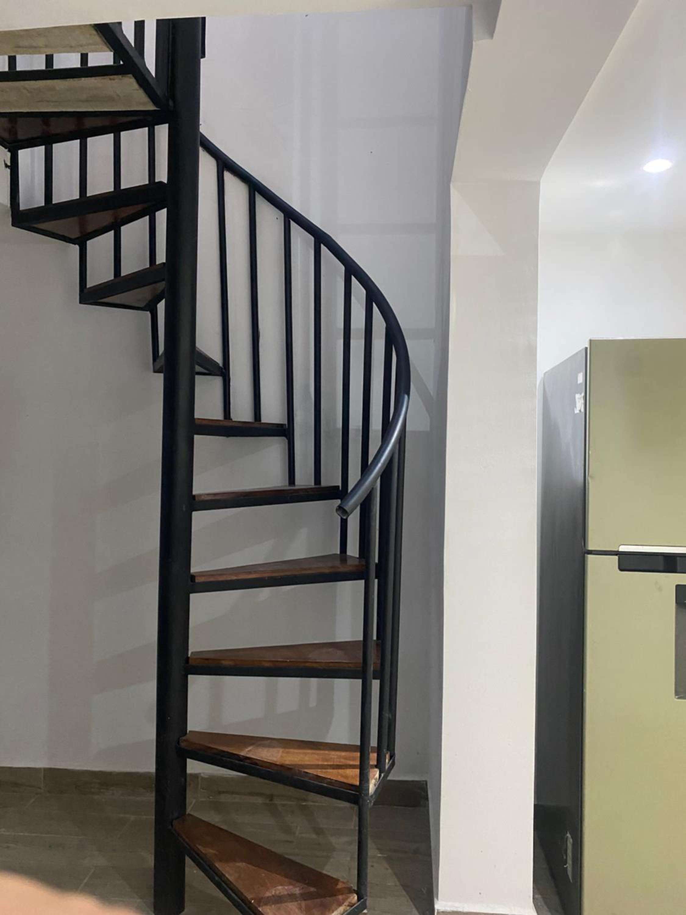 Apartmanto duplex de 2 alcobas estadio laurles la 70