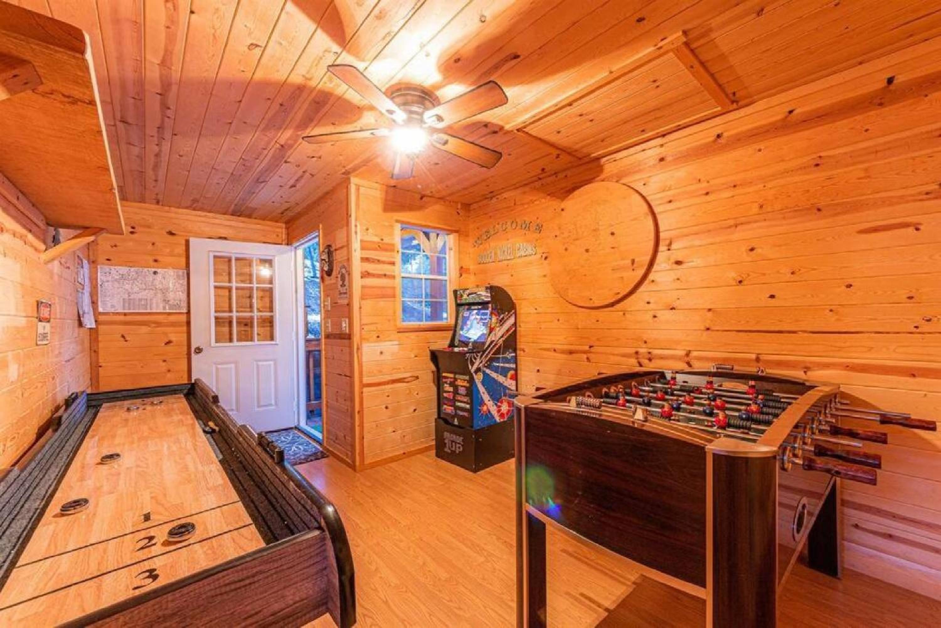Payson Vacations - Cabin 3 Rainbow Trout - Pet Friendly- Sleeps 6 - Playground  Game Room - Property Image 1