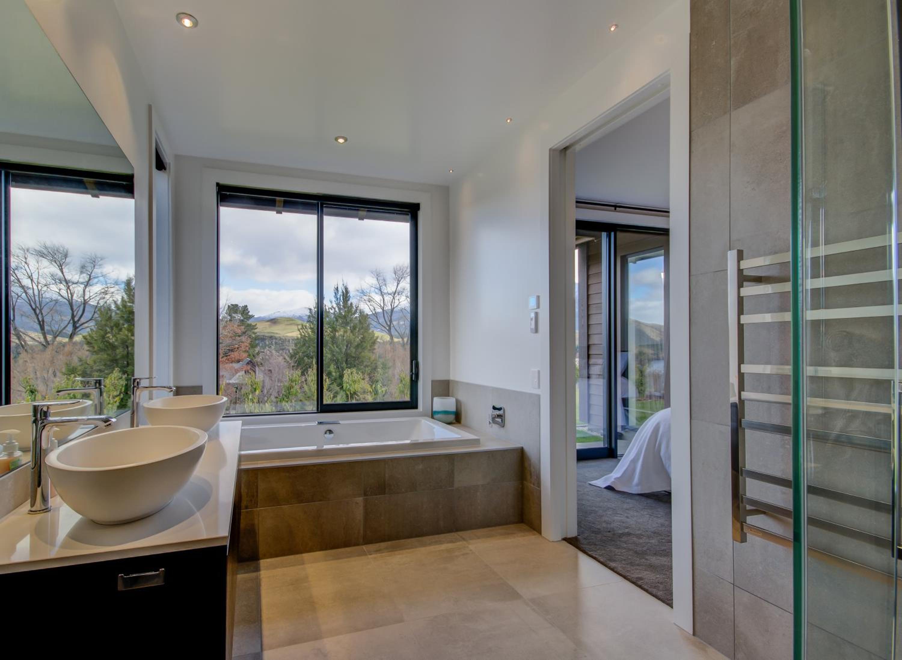 Terrace Lodge by Sotheby's Luxury Rental Homes view 4