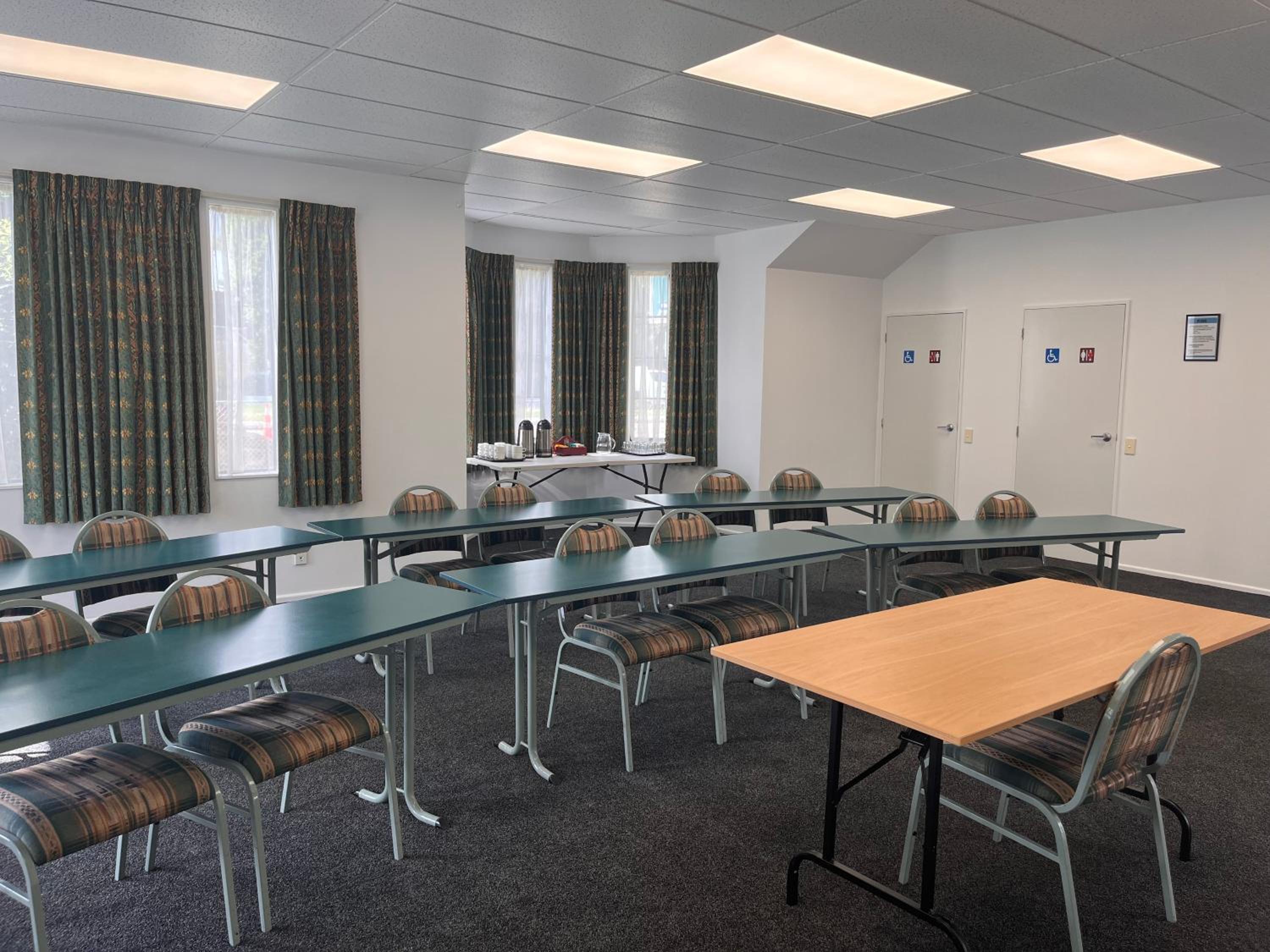 Camelot Motor Lodge and Conference Centre, photo 27