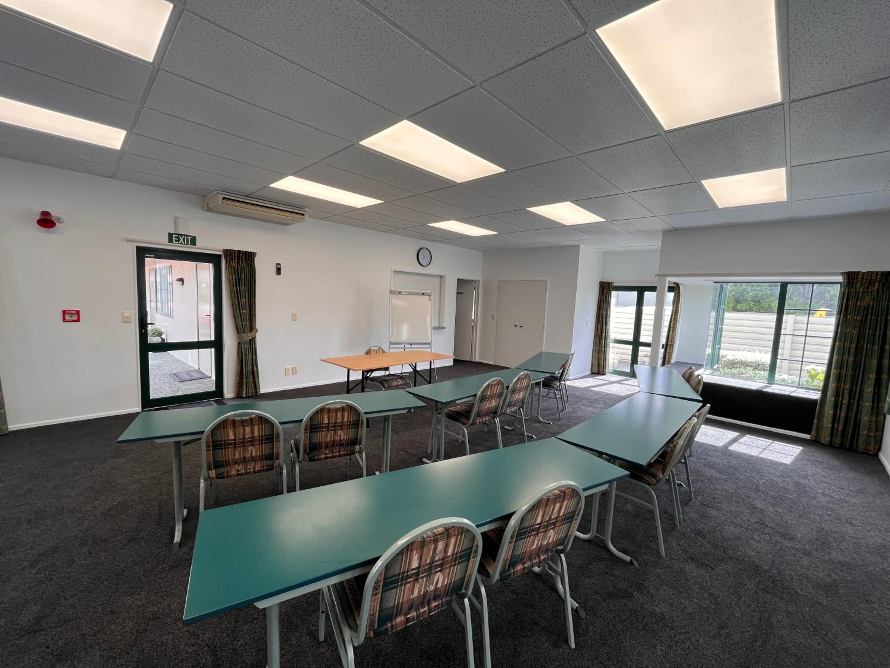 Camelot Motor Lodge and Conference Centre, photo 31