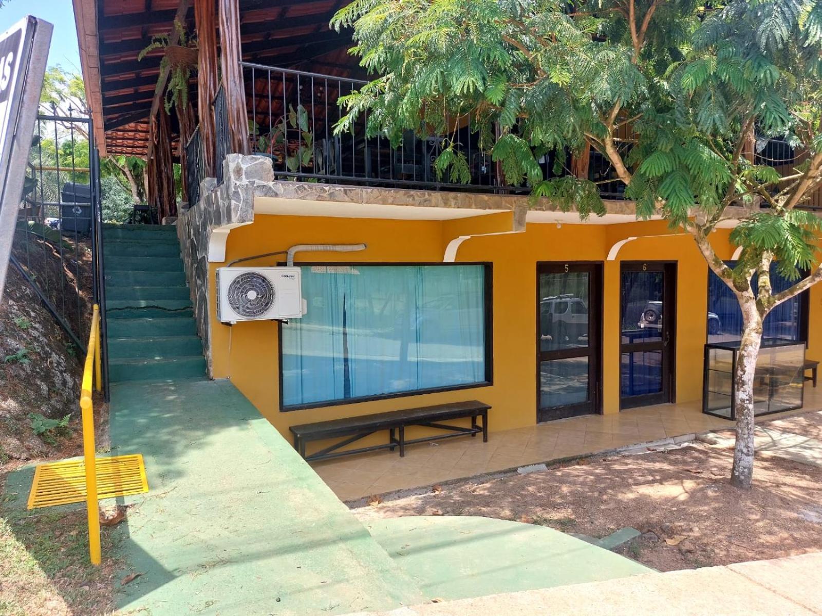 Restaurante y cabinas Sudy