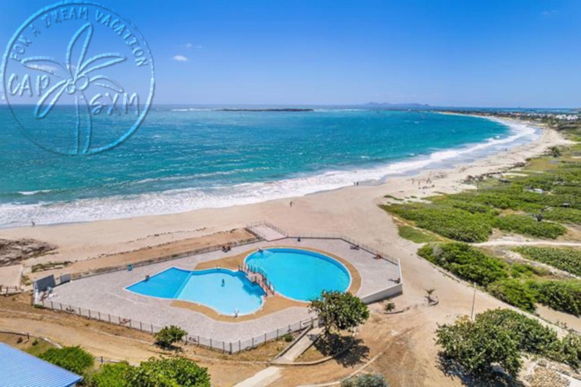 En bord de plage Orient Bay, grand studio 4p view 4