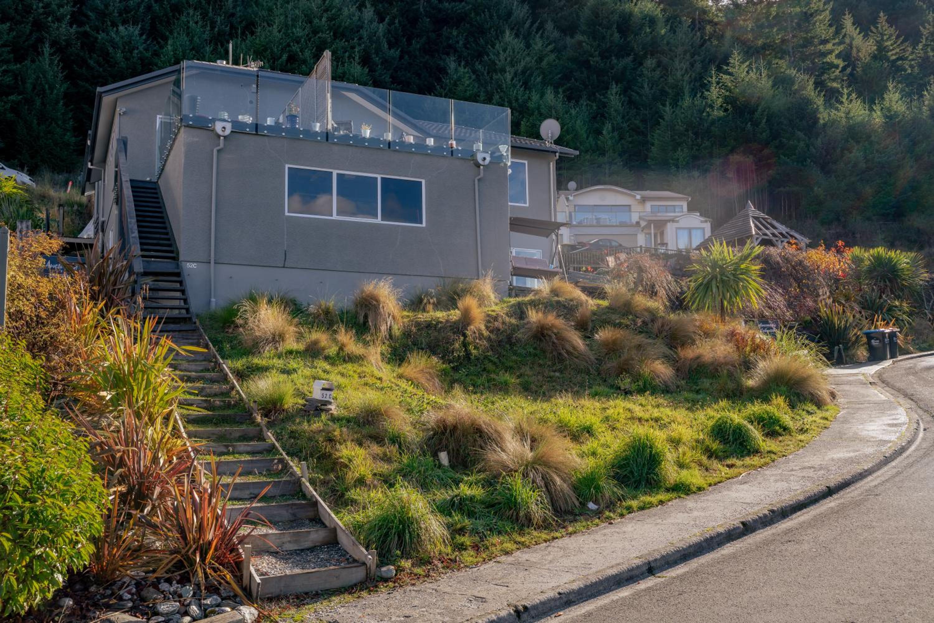 Awesomely Ambient Queenstown Home