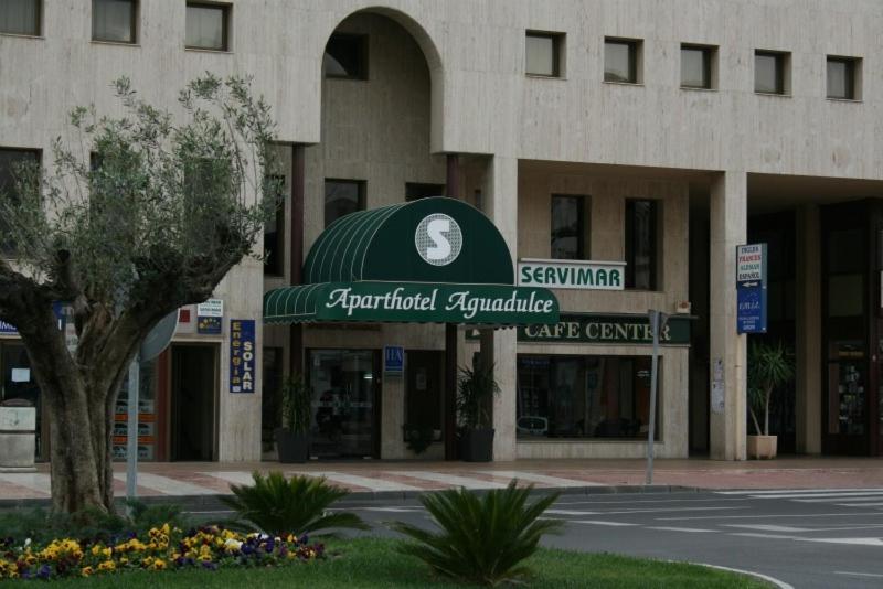 Hotel Apartahotel Aguadulce - Image 1