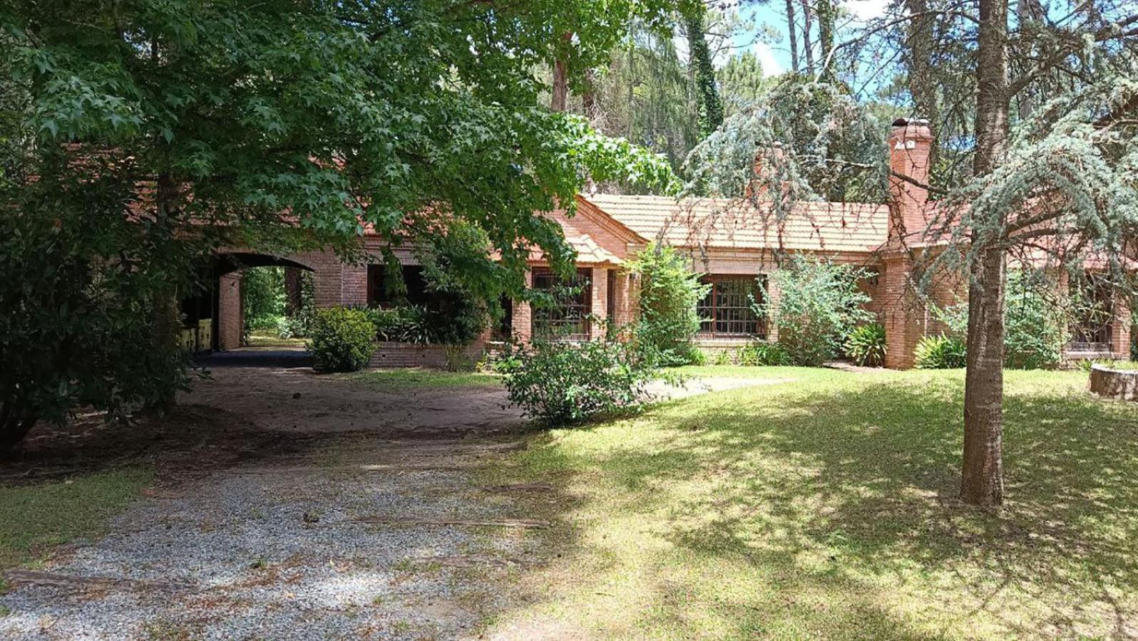 Casa Algarrobo, Cariló