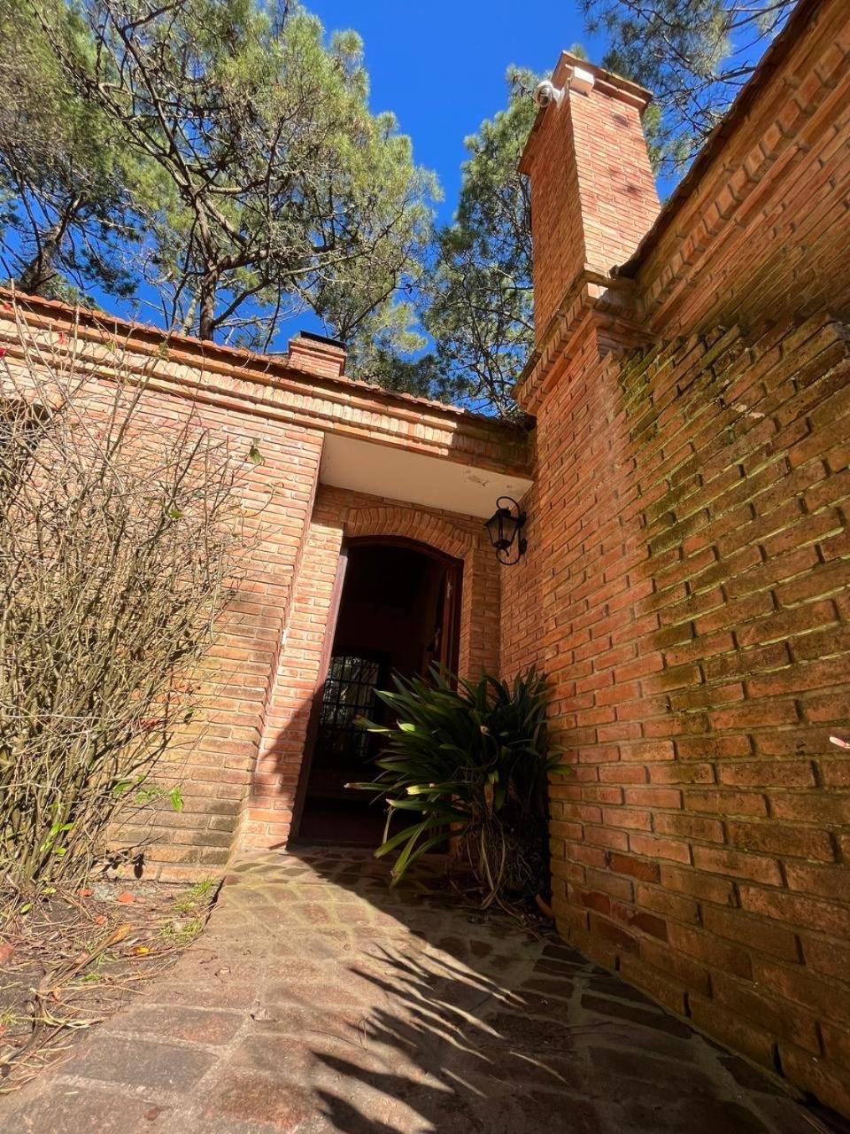 Casa Algarrobo, Cariló