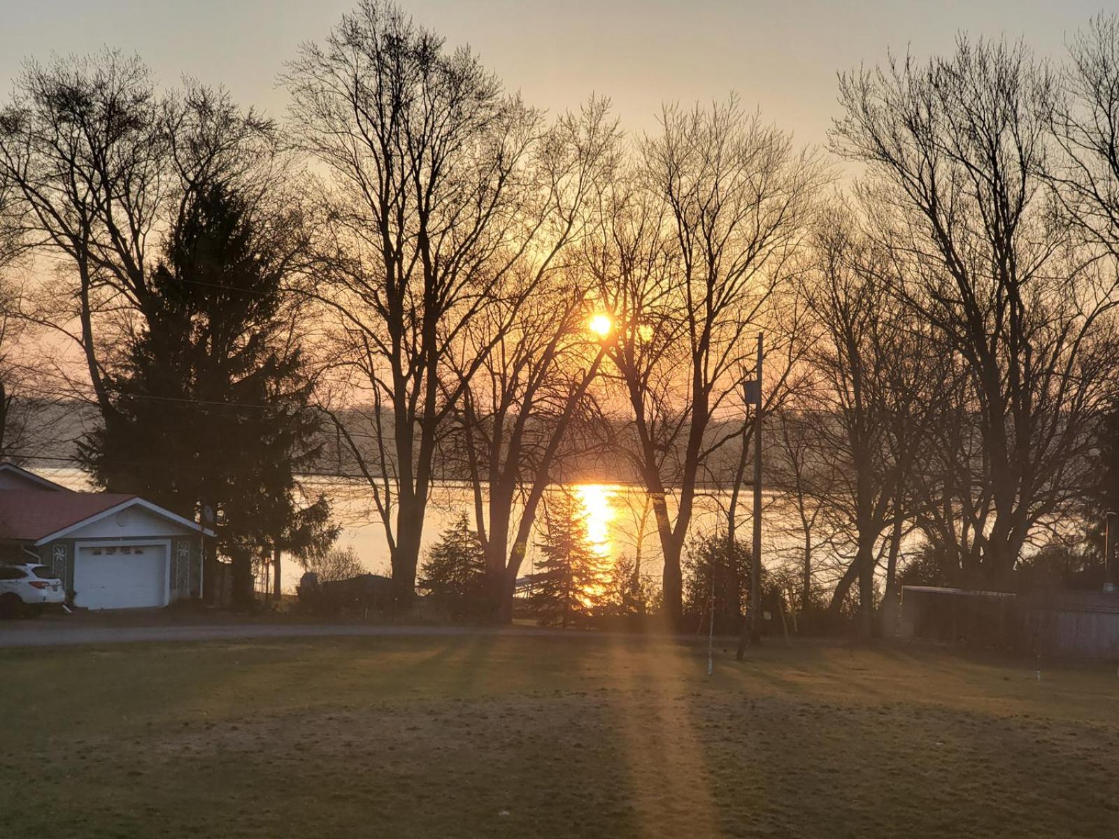 Bizlodge County Greenside Lakeview