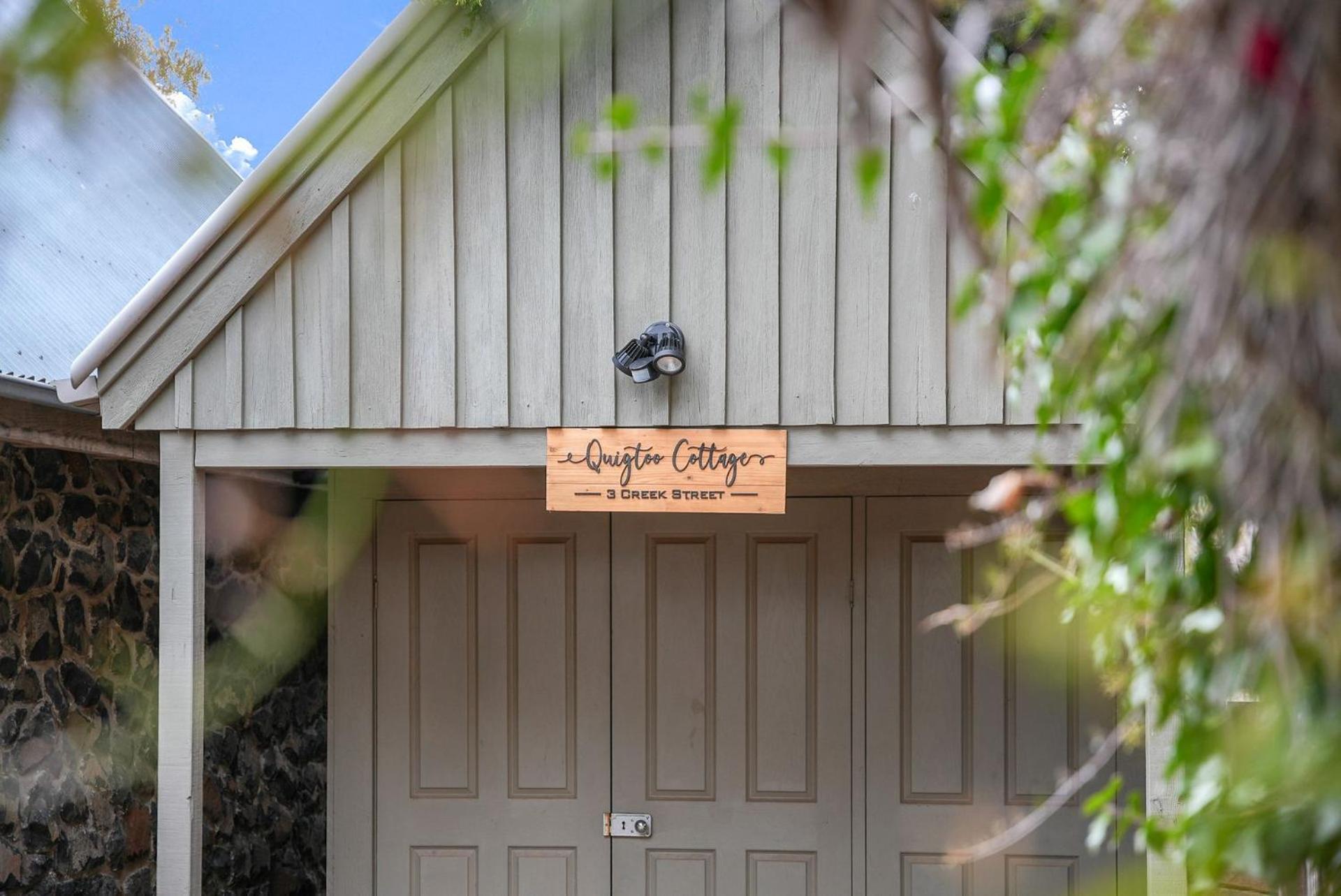 Quigtoo Cottage - Beautiful 4BR Stone Cottage l WiFi l Bath l Garden