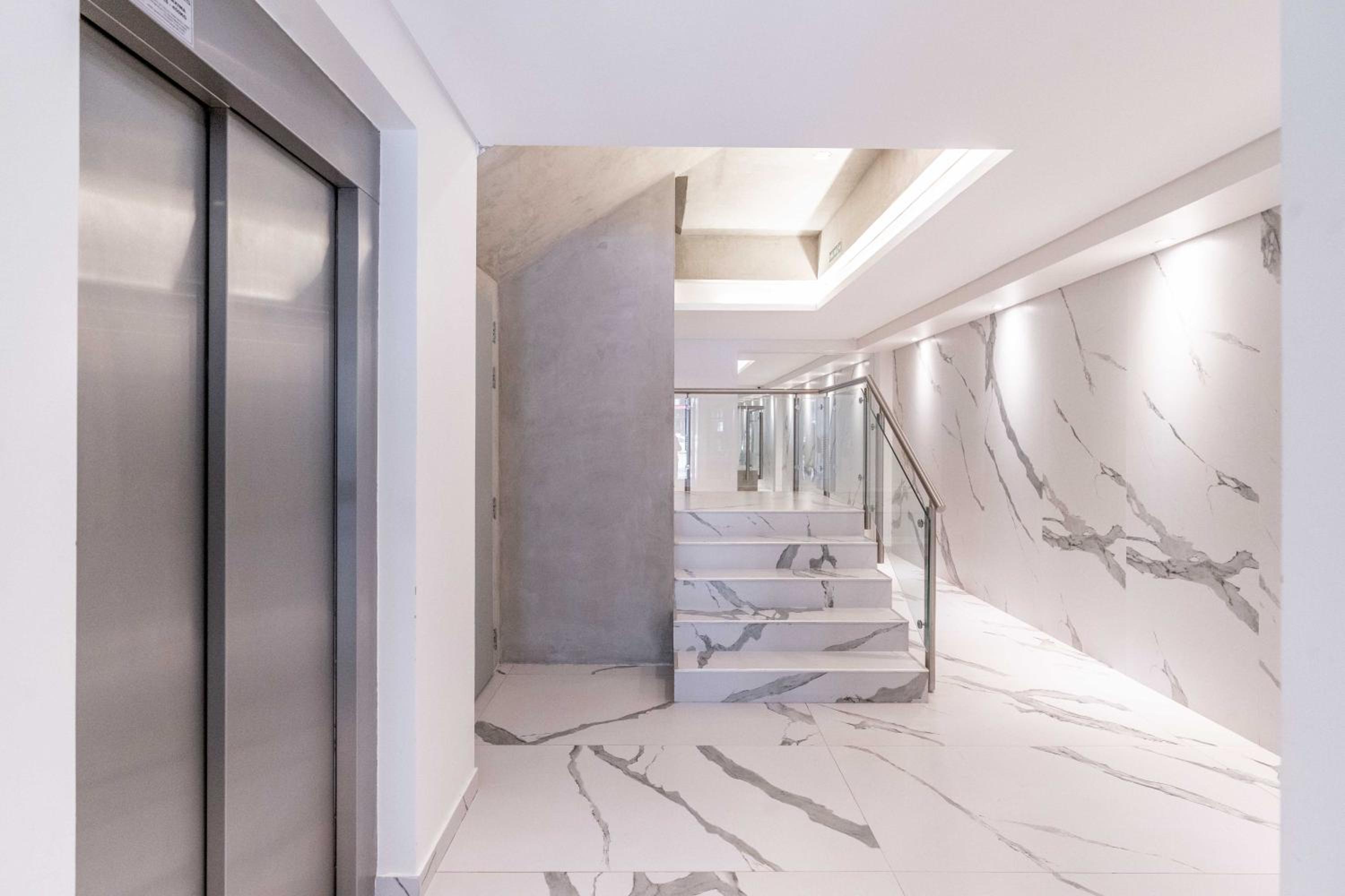 BAUS Libertador - Departamentos en Belgrano - Gym, Wi-Fi, pileta & laundry