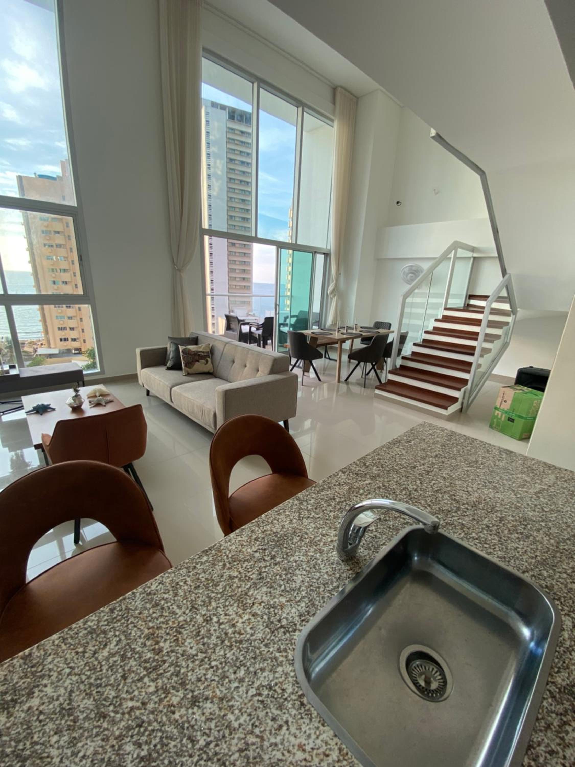 Espectacular Duplex con vista al mar