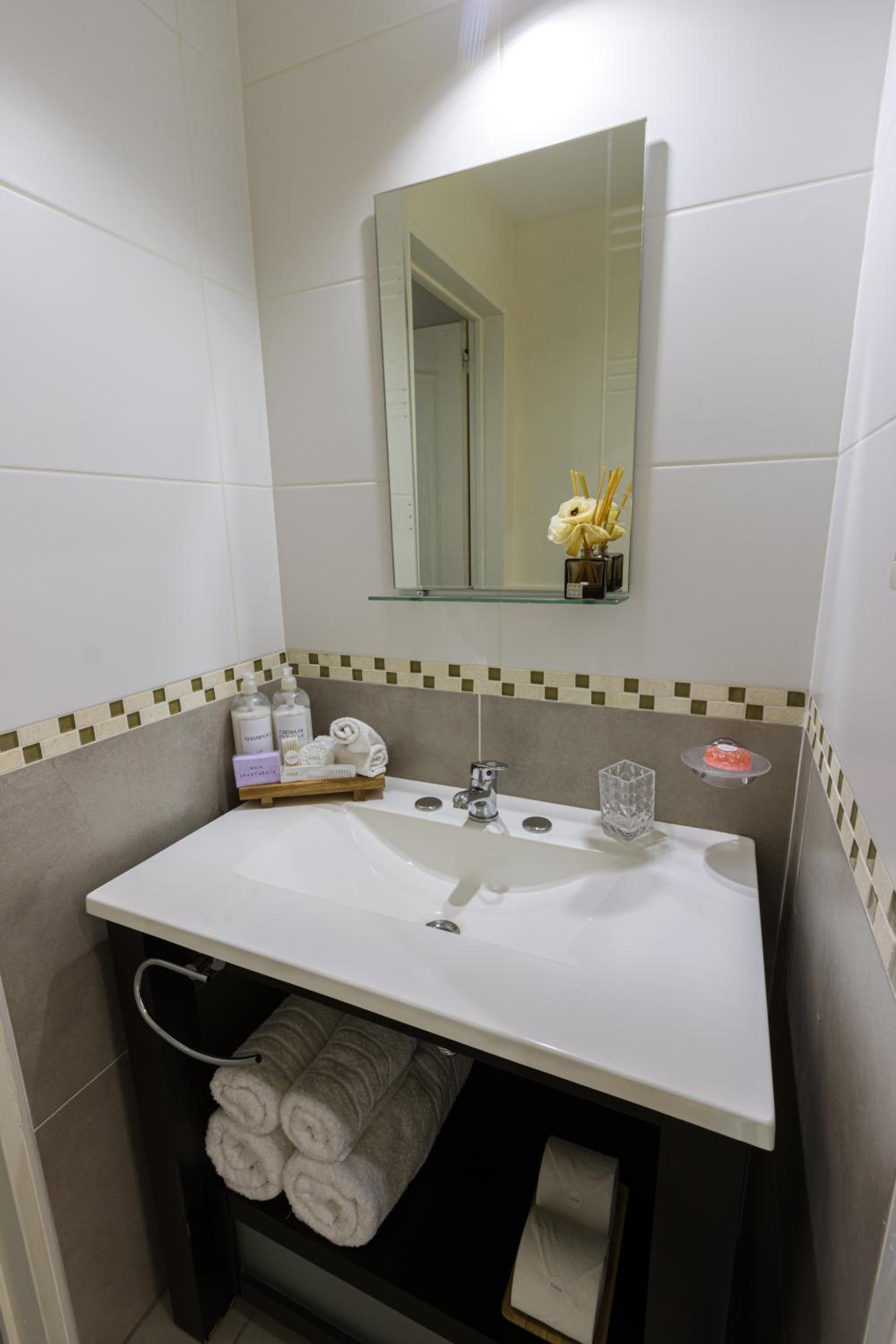 Waia Apartments
