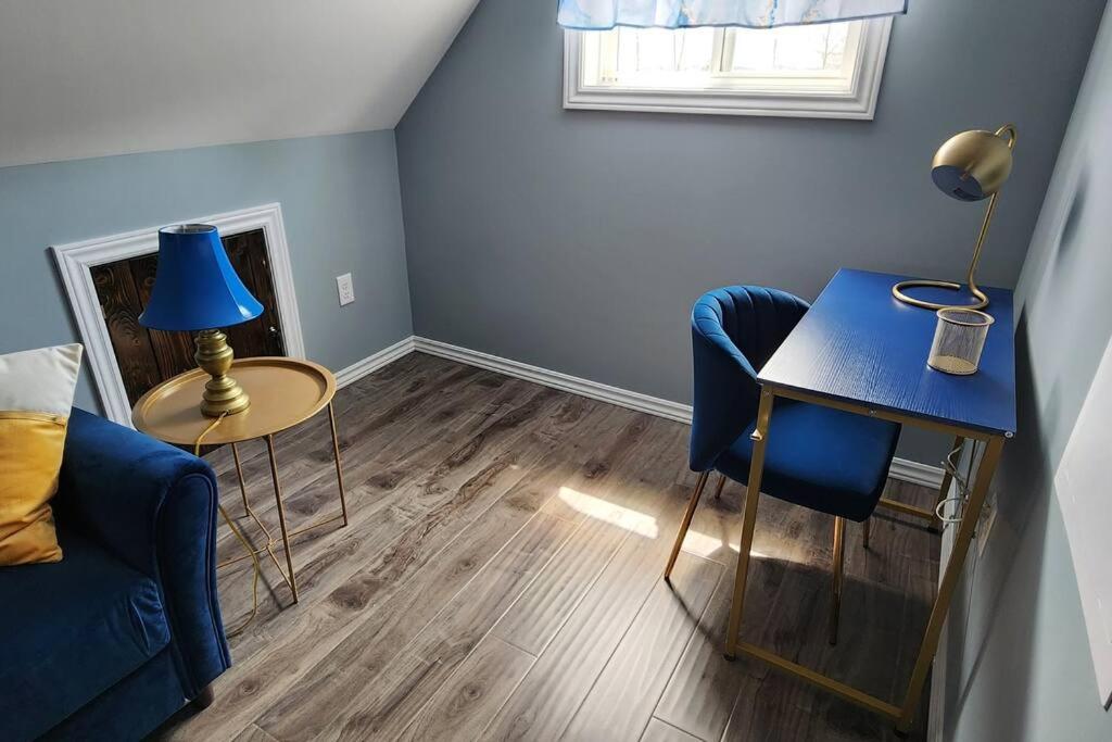 Family Ties Vacation Home - Rossy House