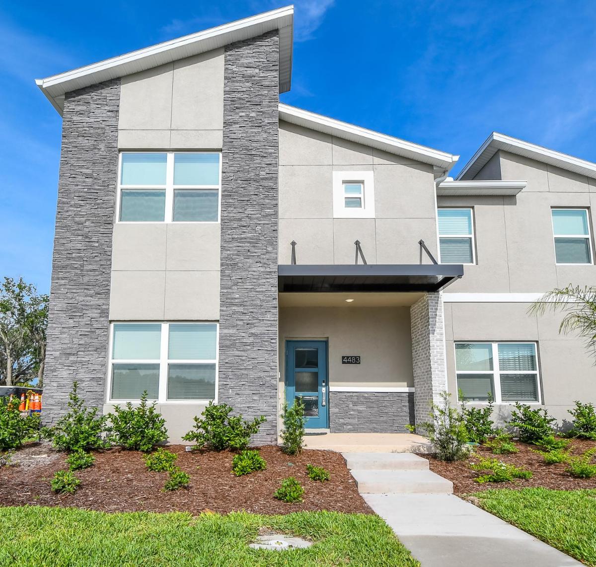 Brand New Townhouse-Storey Lake view 3