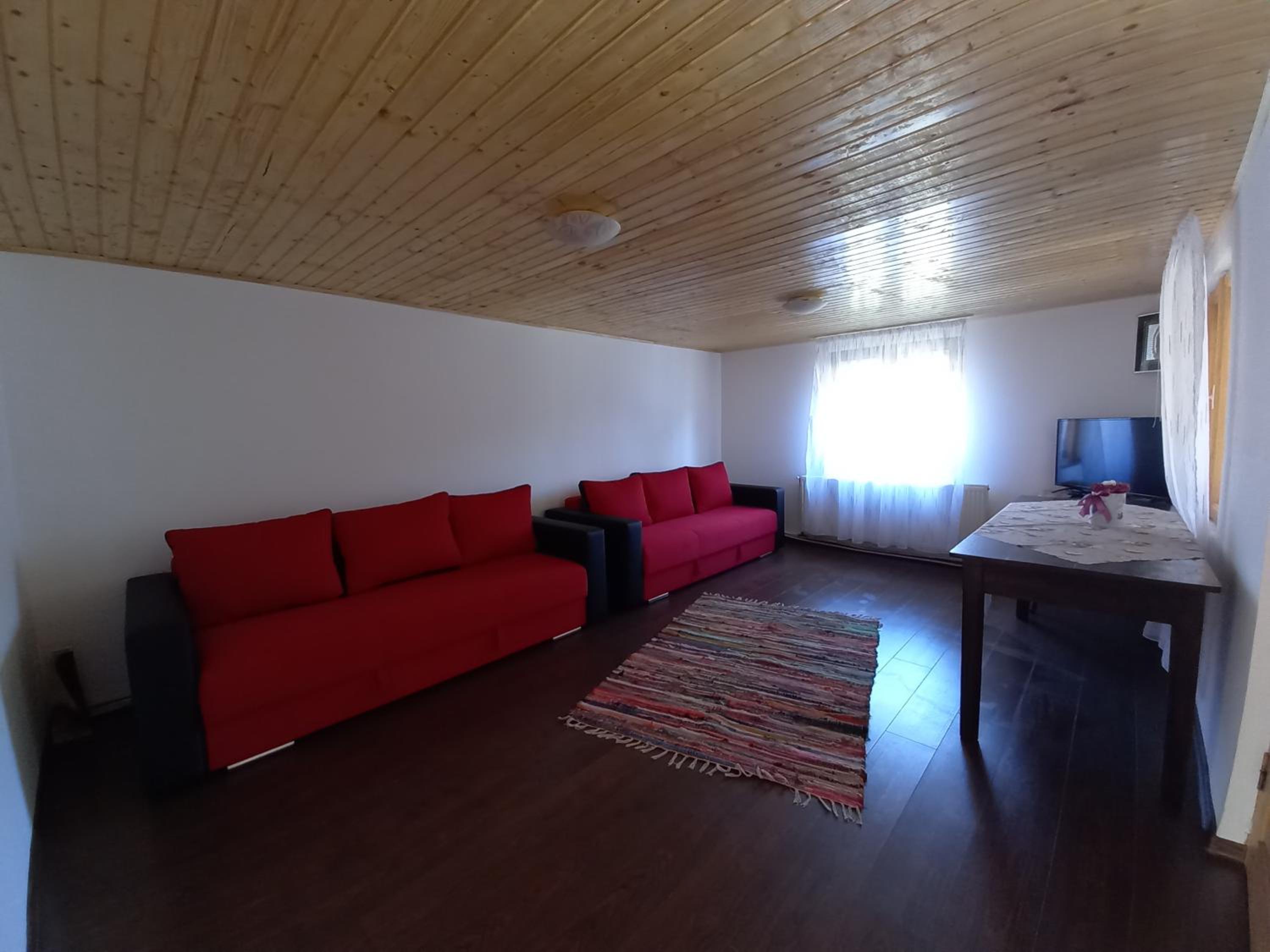 Casa Soveja Rucareni