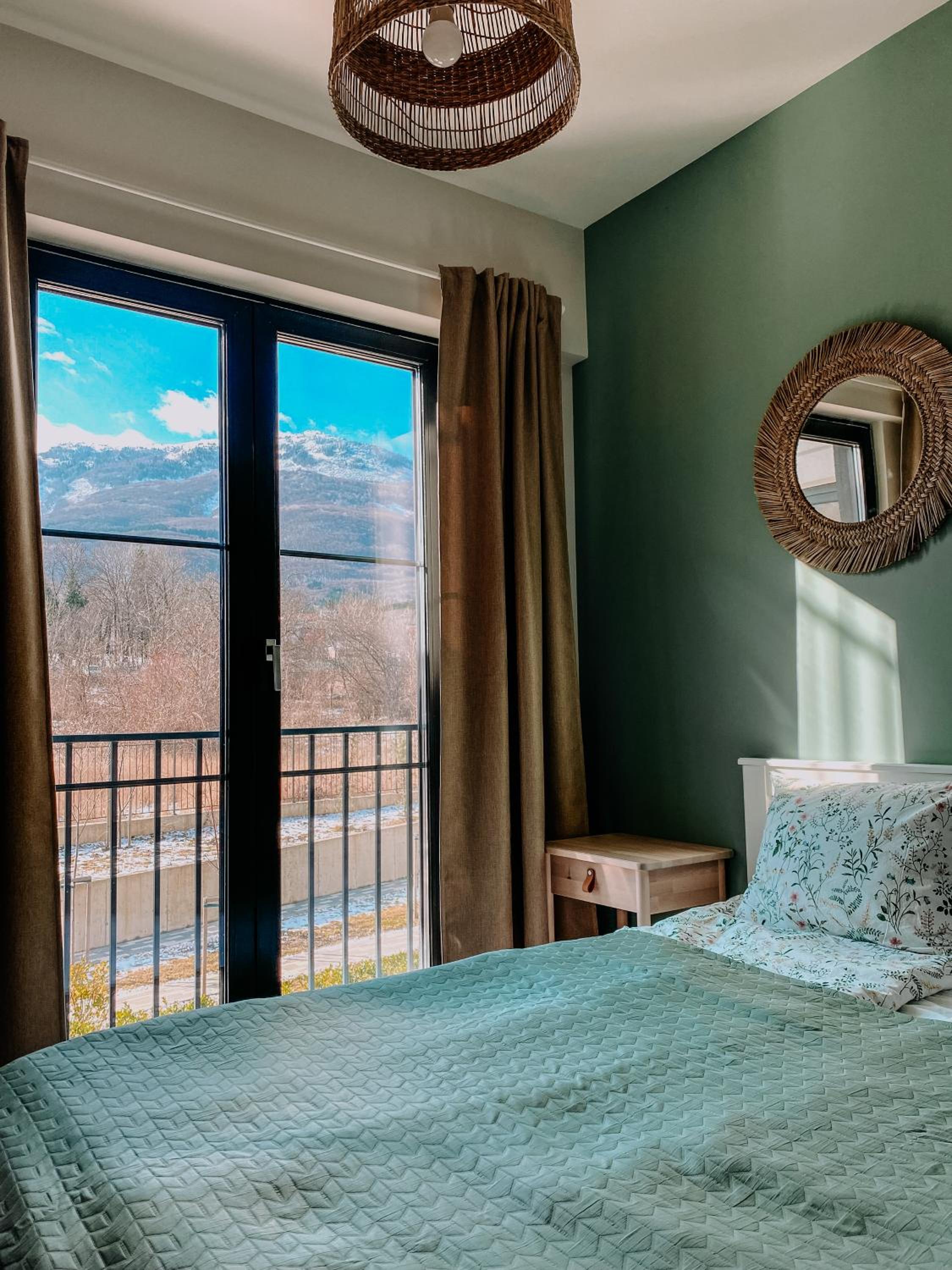 Vitosha View Apartment & Free Parking