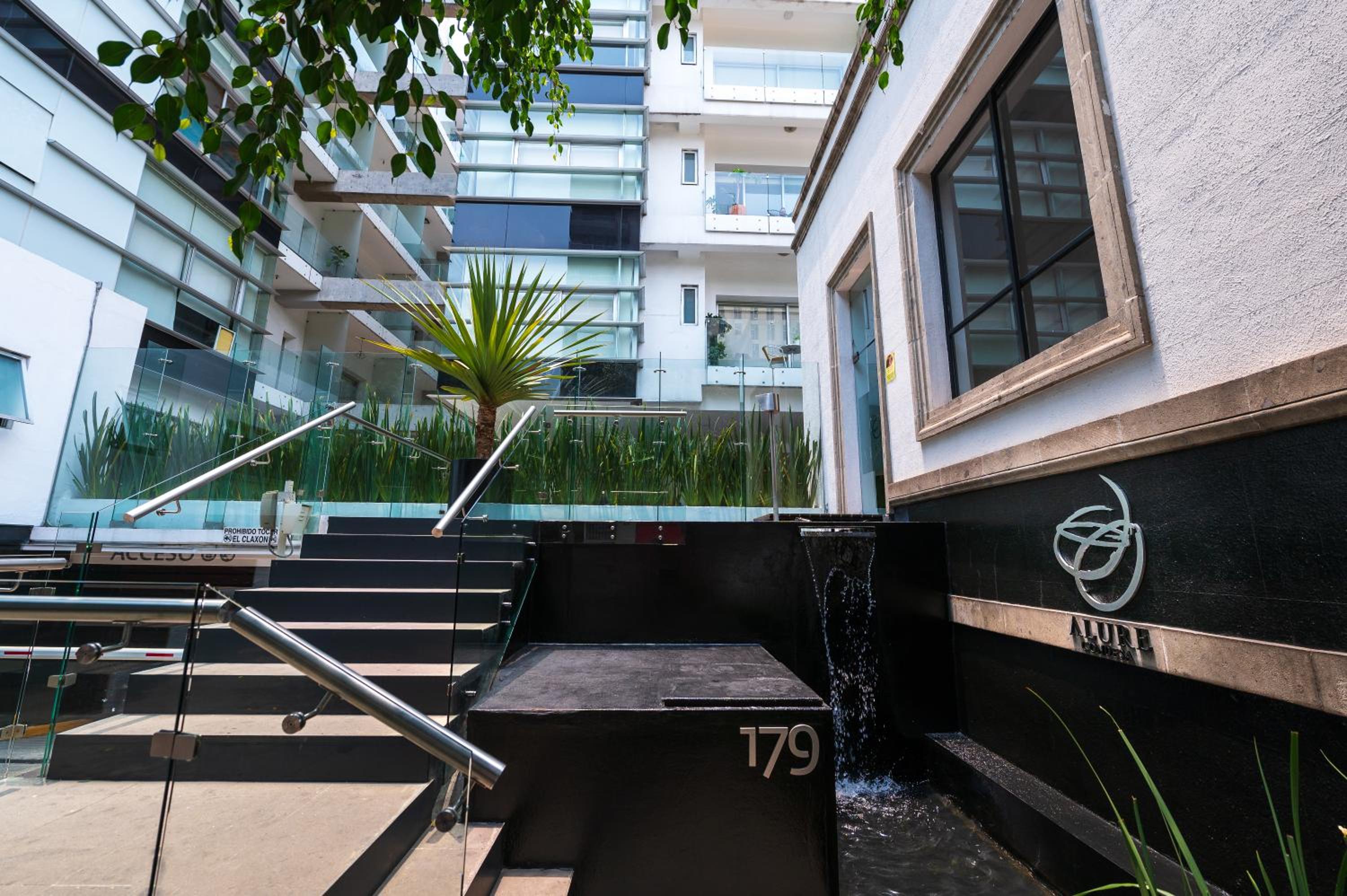 Hotel Condesa Luxury Lofts - Image 1