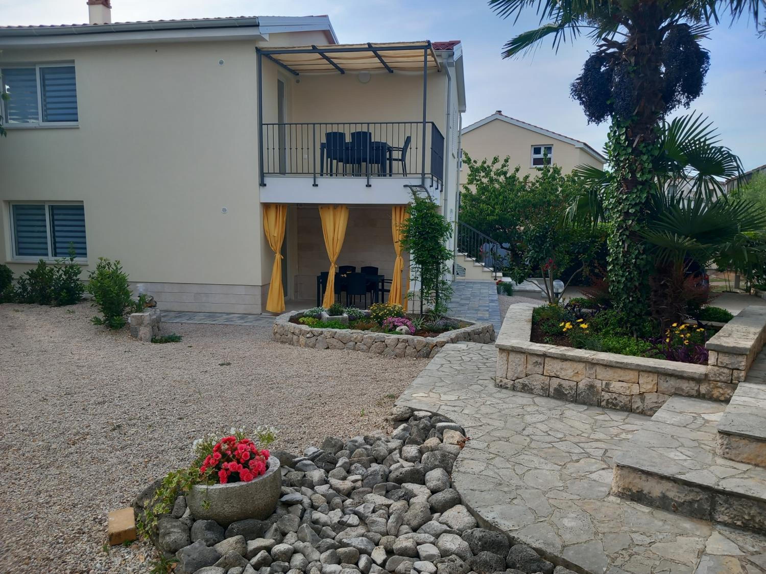 APARTMAN IVONA NA 1. KATU view 2