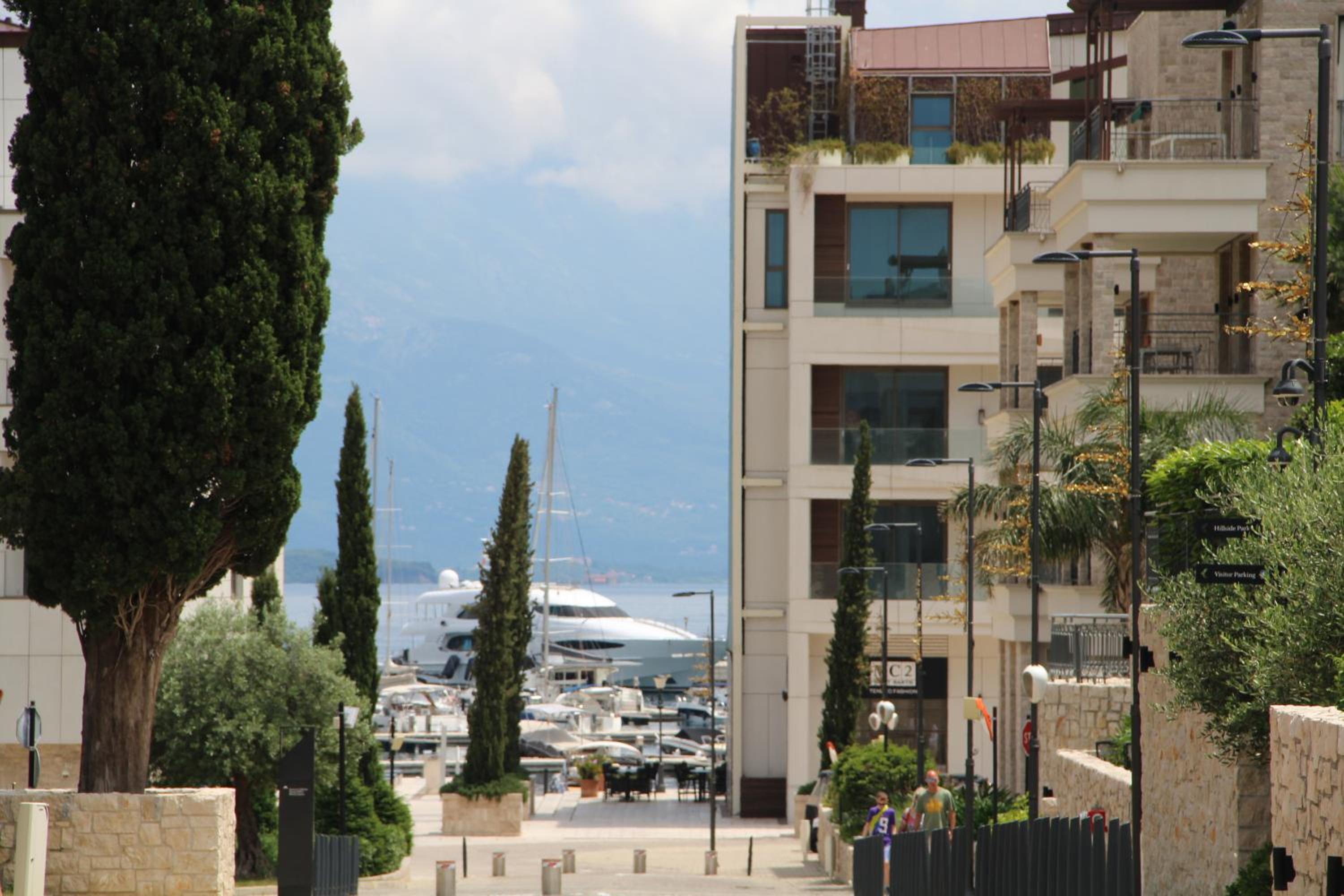 Luna Portonovi apartments view 3