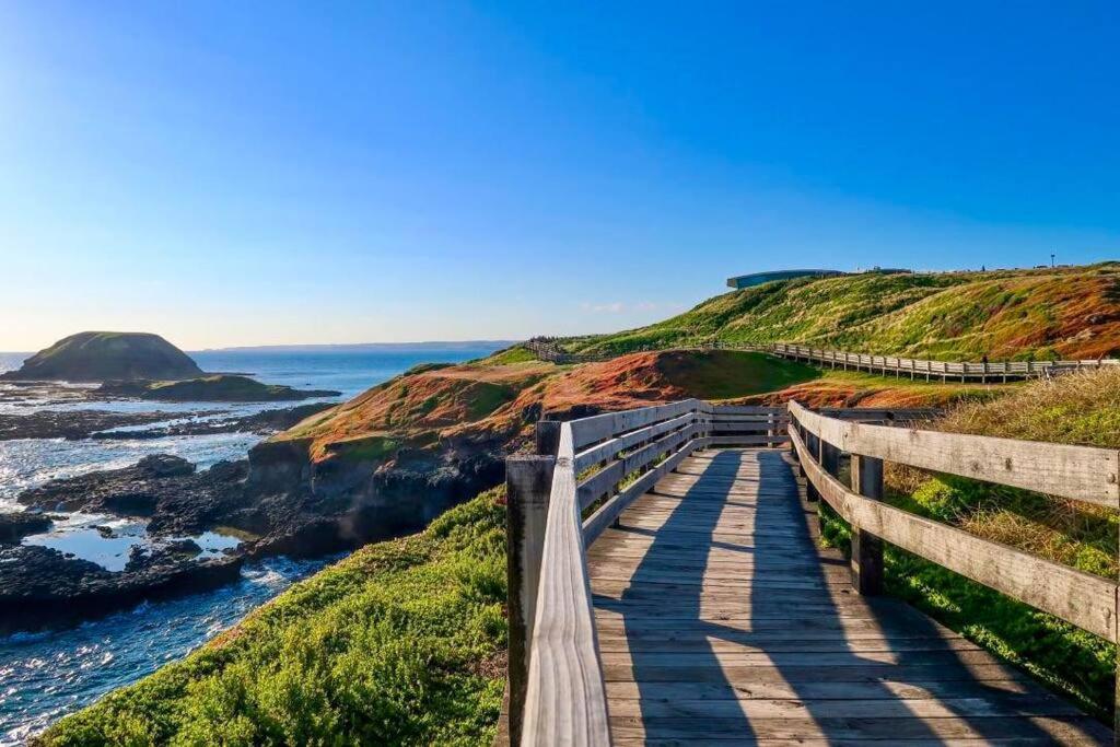 Blue Bay View Surf & Sauna Stay
