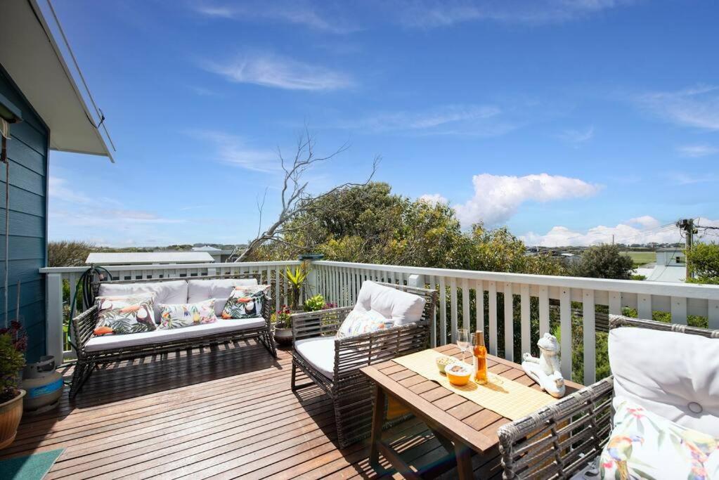 Blue Bay View Surf & Sauna Stay