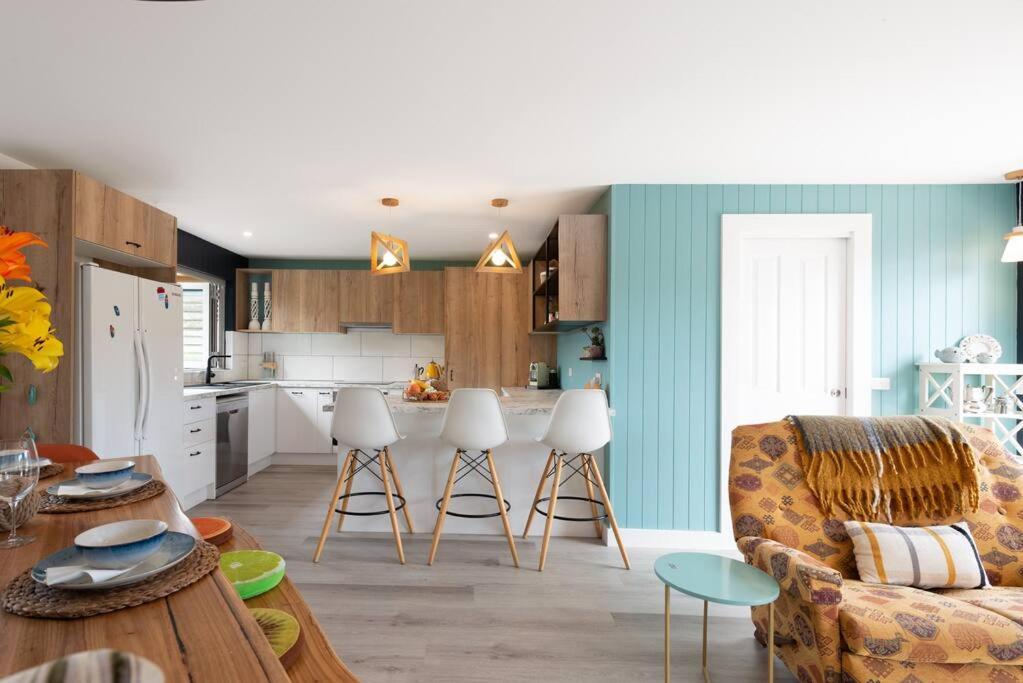 Blue Bay View Surf & Sauna Stay